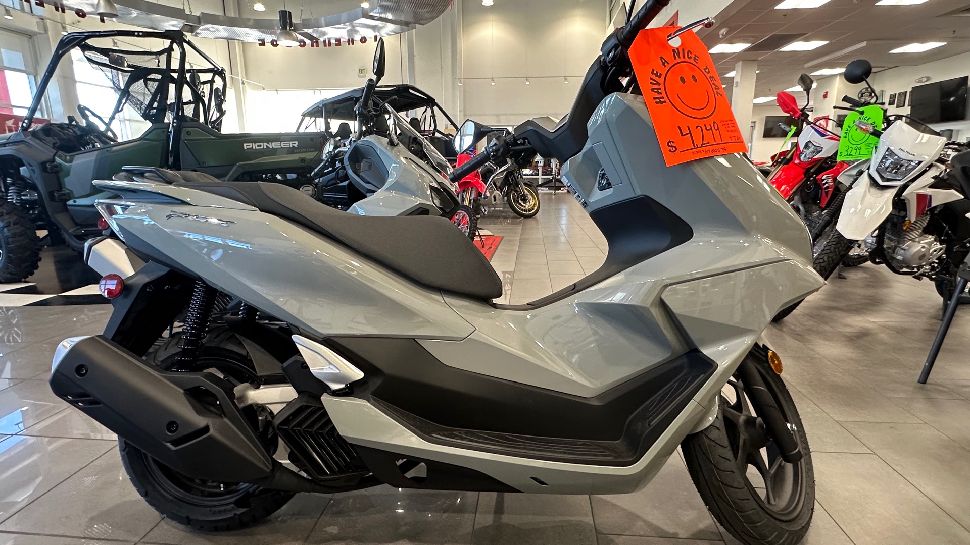 2025 Honda PCX ABS