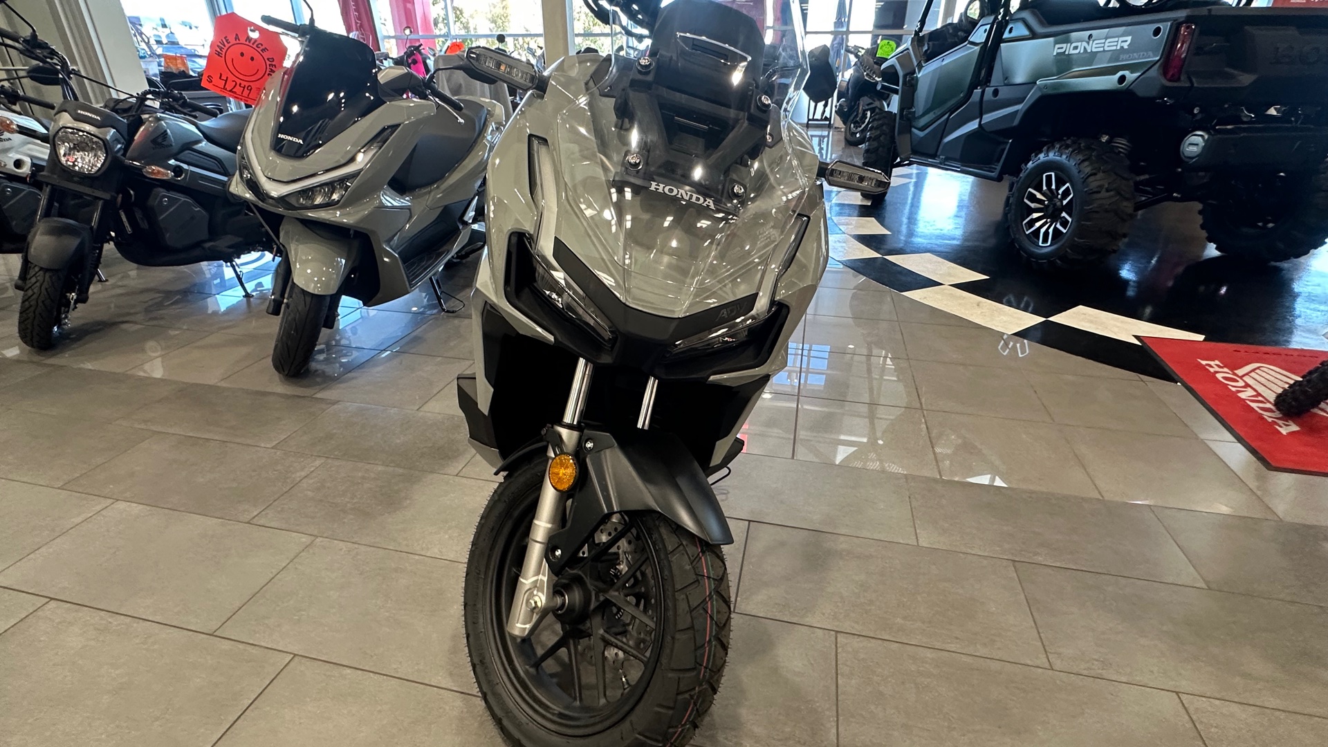 2026 Honda ADV160 - Photo 7