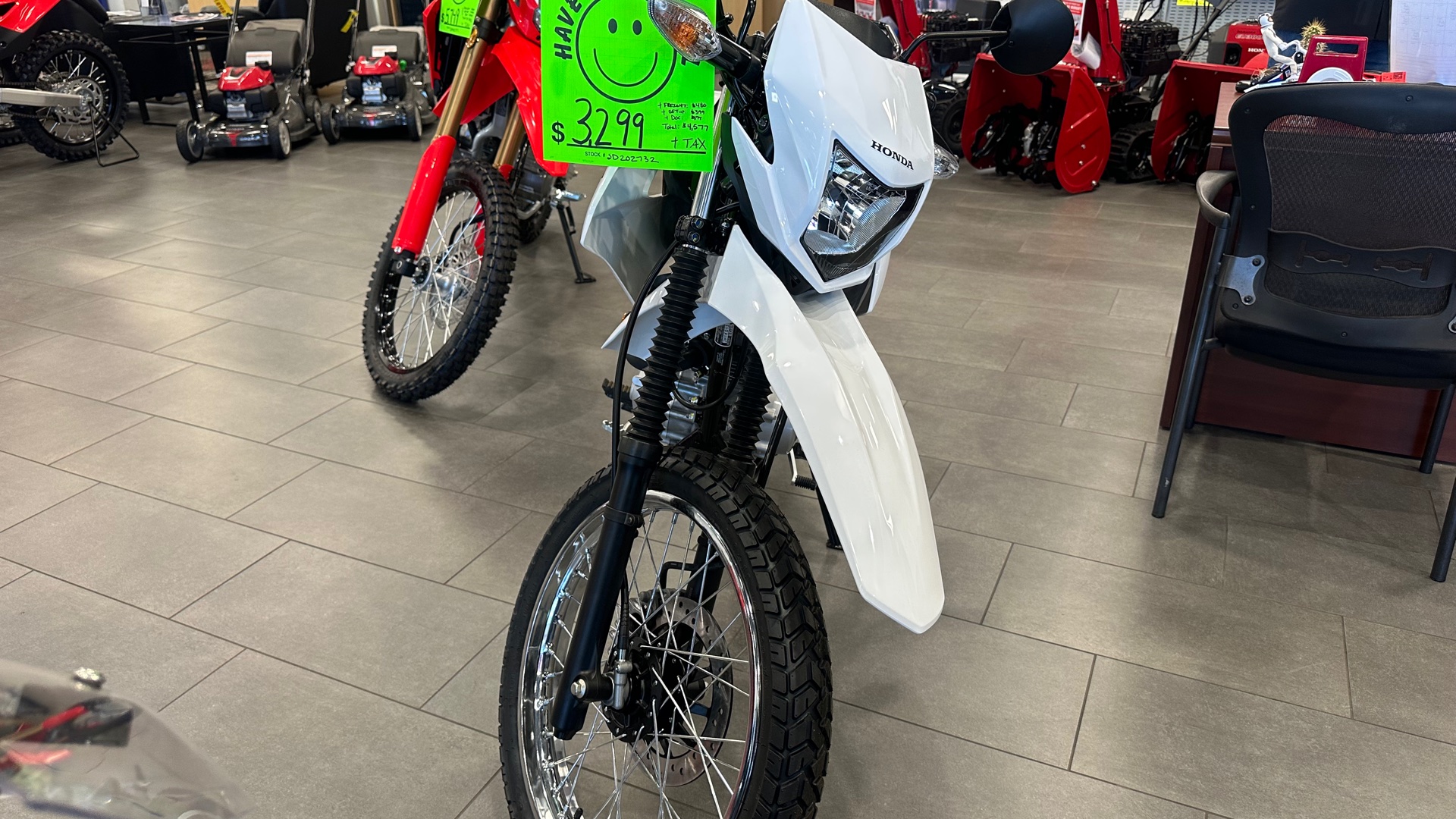 2025 Honda XR150L - Photo 7
