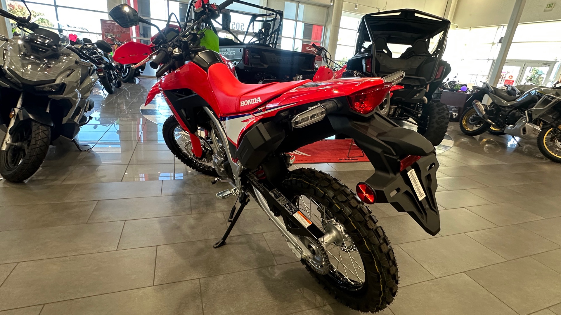 2025 Honda CRF300L - Photo 4