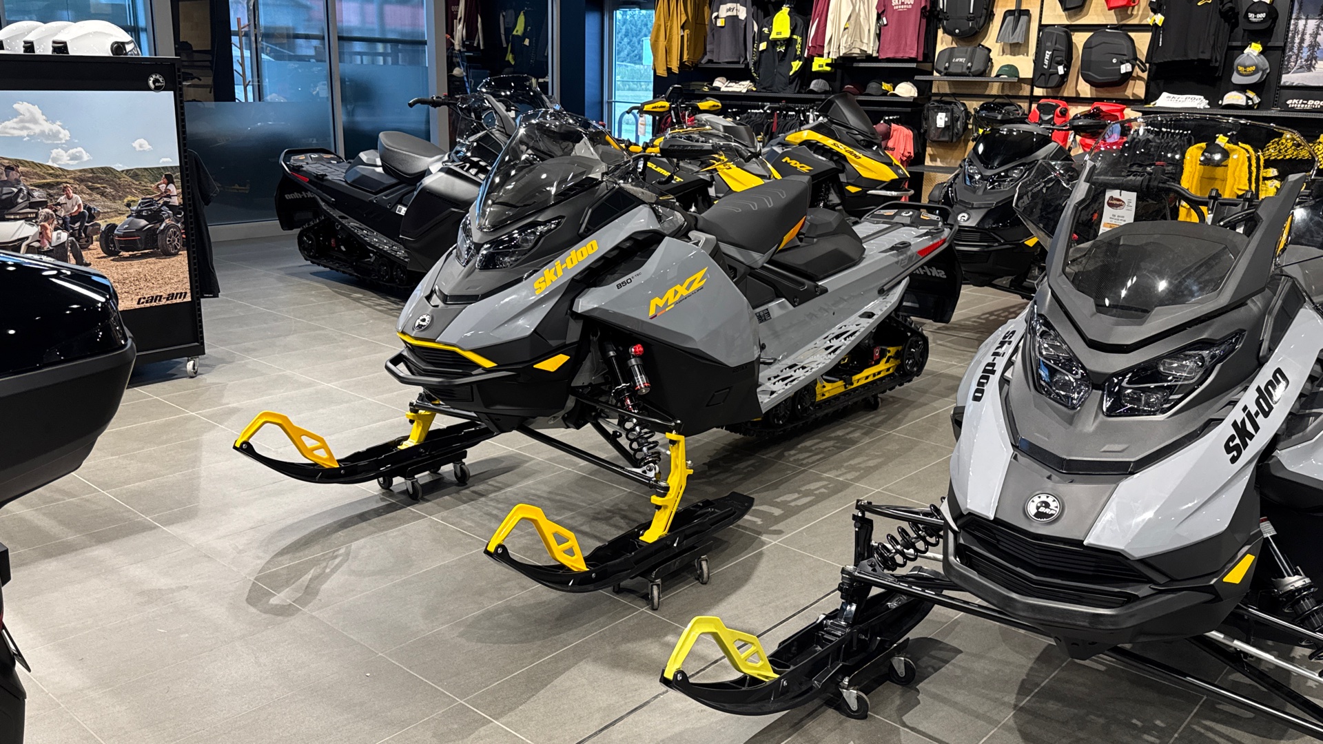 2026 Ski-Doo MXZ Adrenaline With Blizzard Package 850 E-TEC 137 1.25 - Photo 2