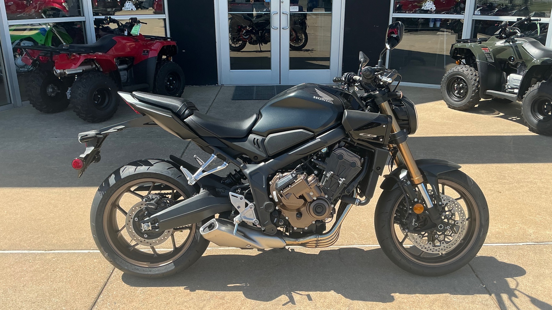 Street Bikes Shawnee Motorsports & Marine Shawnee, OK (405) 273-1400
