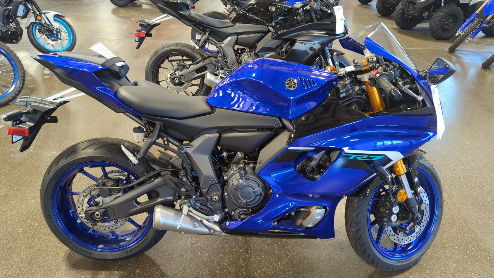 2025 Yamaha YZF-R7