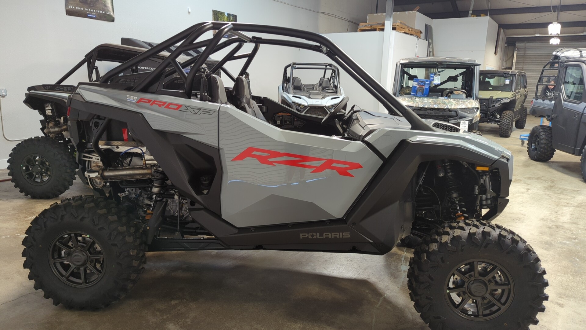 2025 Polaris RZR PRO XP SPORT - Photo 2