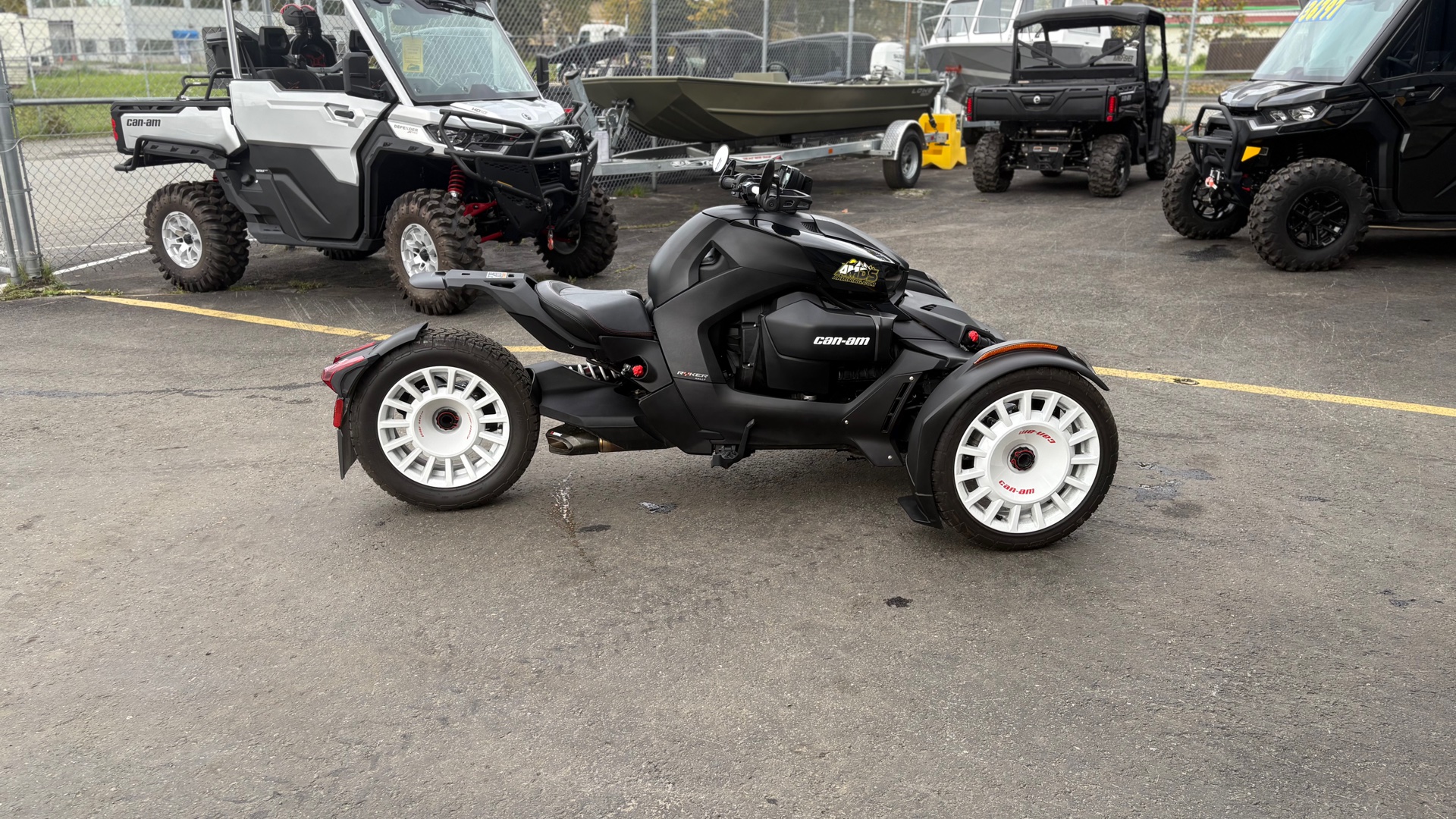 2023 Can-Am RYKER RALLY 900 BK - Photo 6