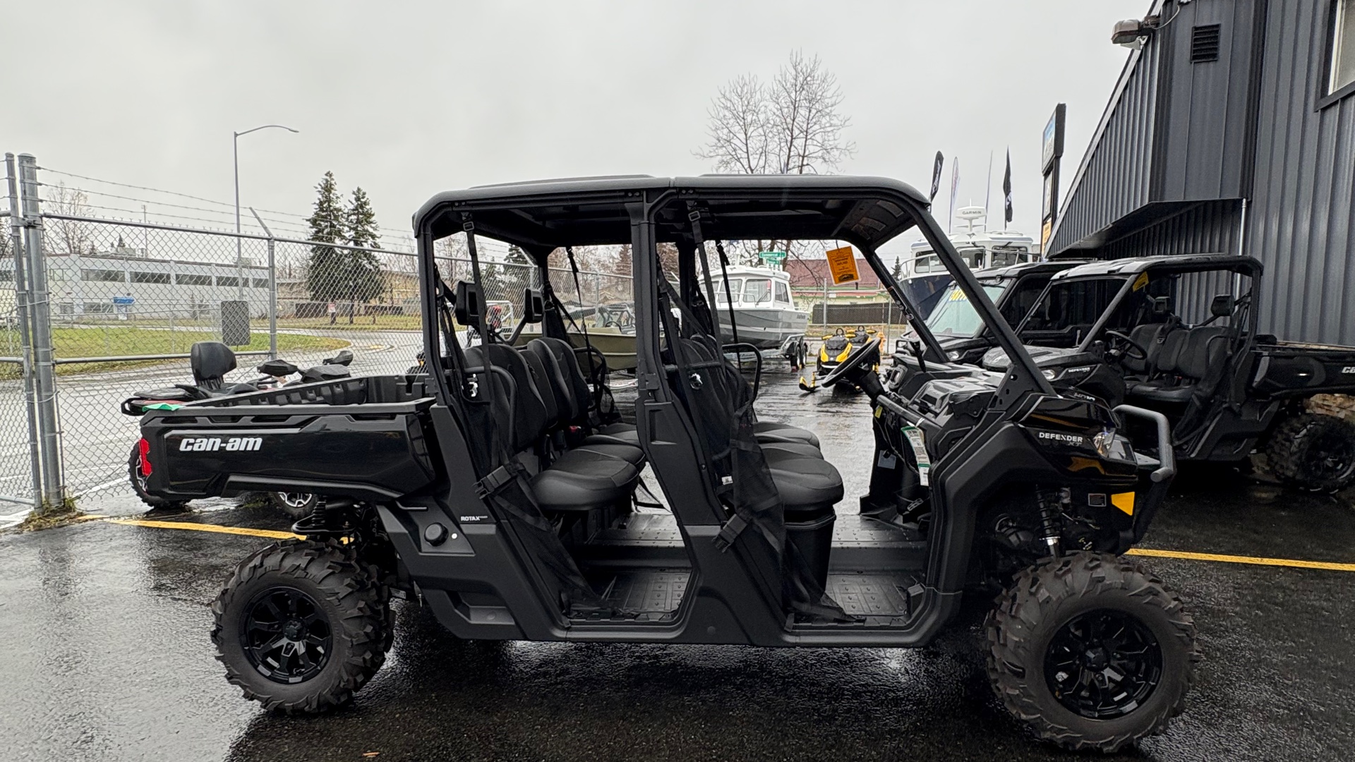 2025 Can-Am DEFENDER MAX XT HD10 - Photo 6