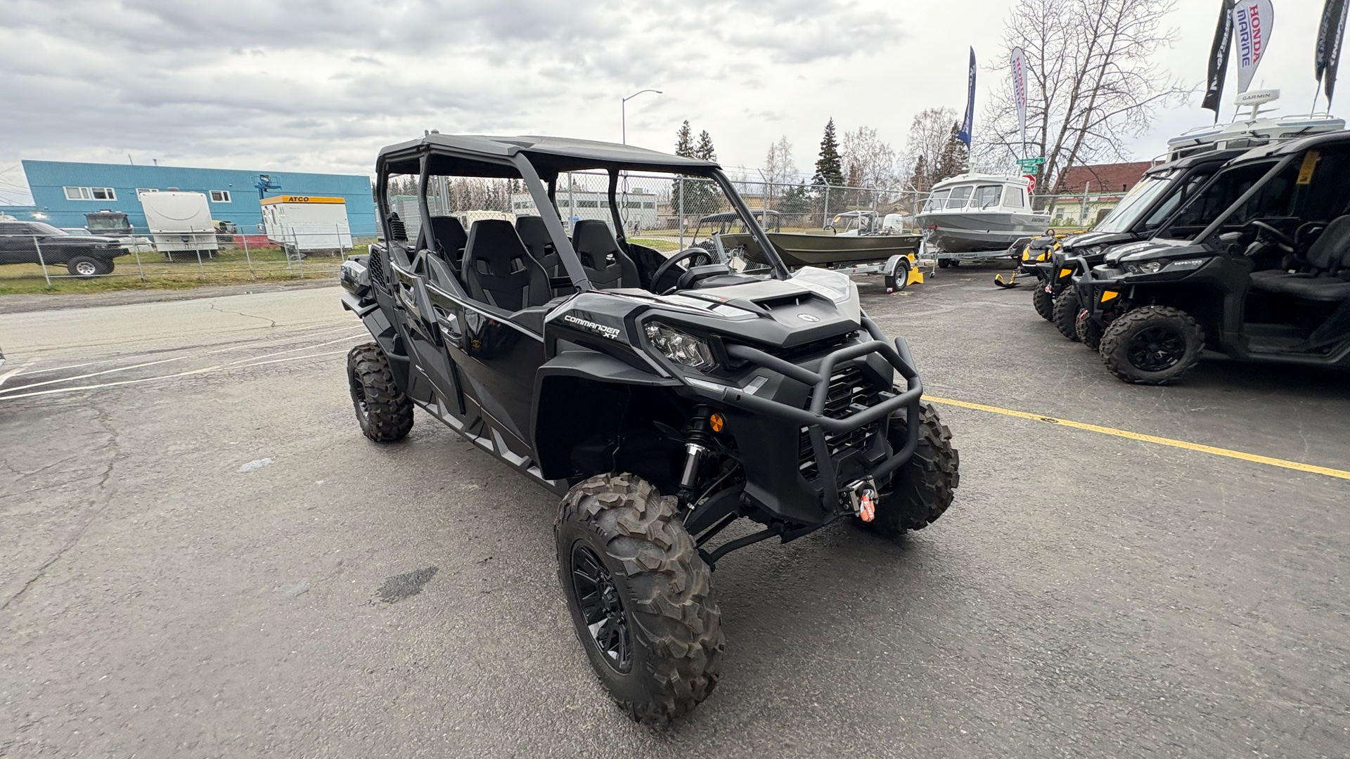 2025 Can-Am COMMANDER MAX XT 1000R - Photo 7