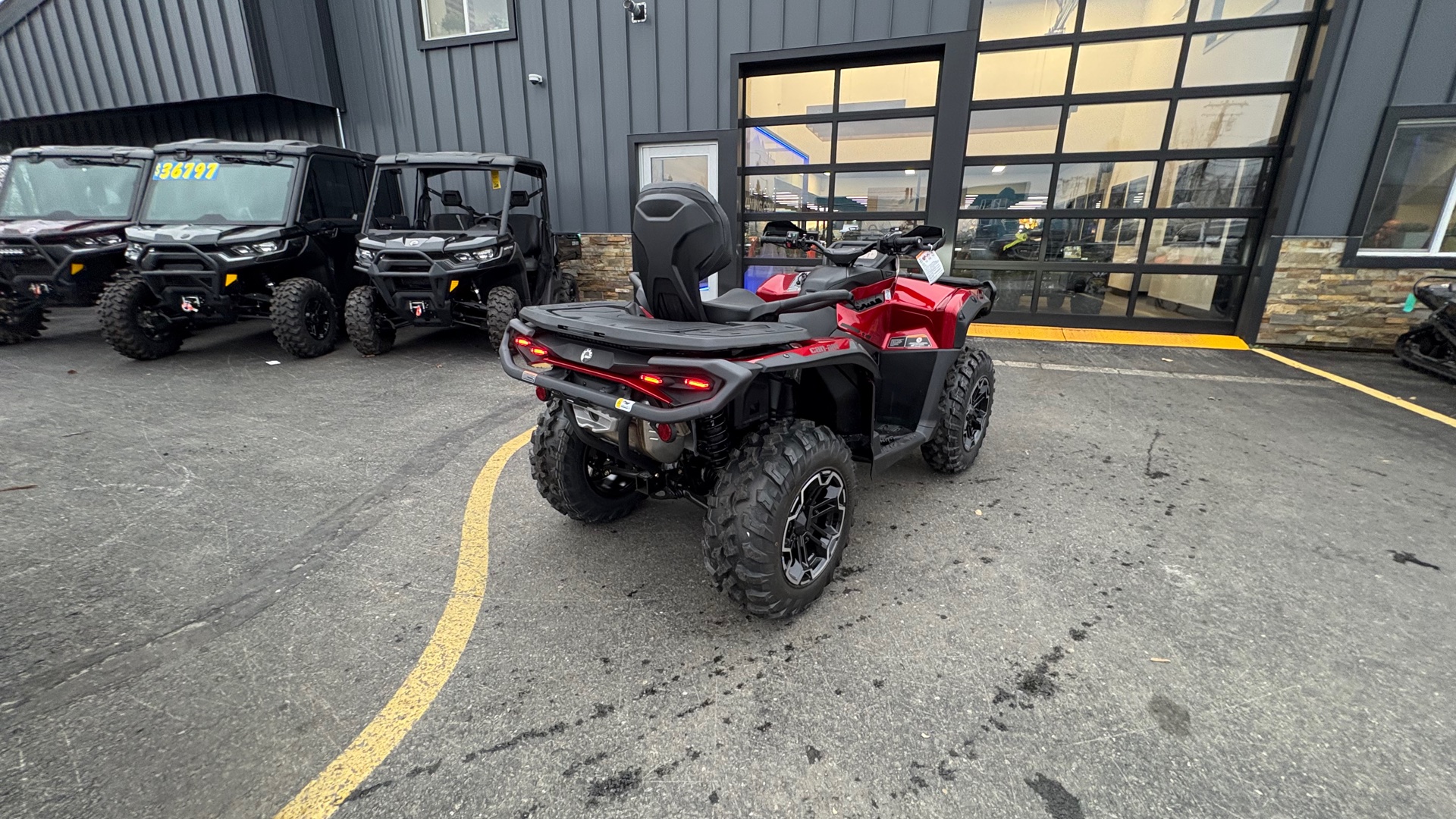 2025 Can-Am 4TSE - Photo 5