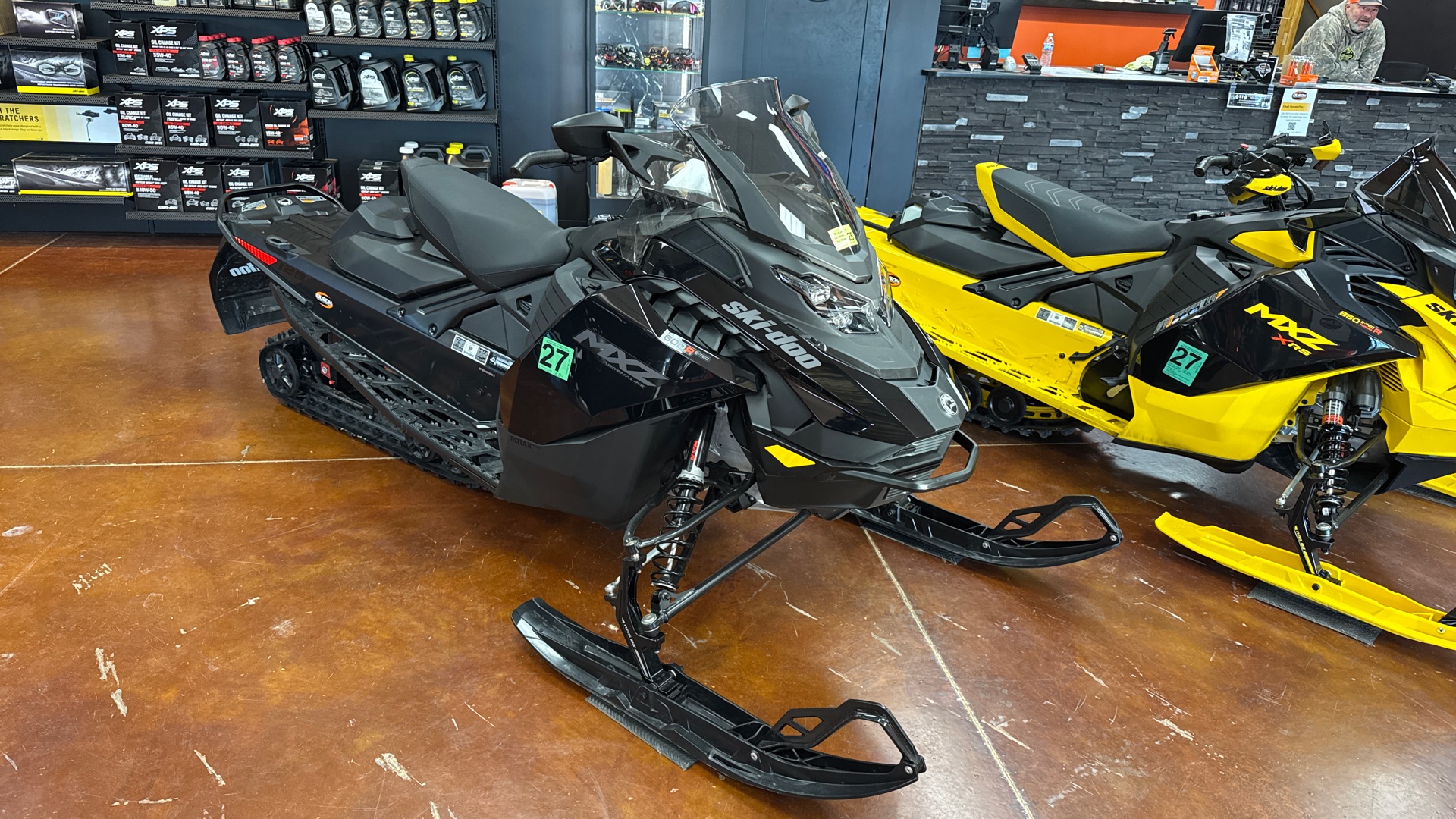 2025 Ski-Doo MXZ® Adrenaline 600R E-TEC® 129 1.25