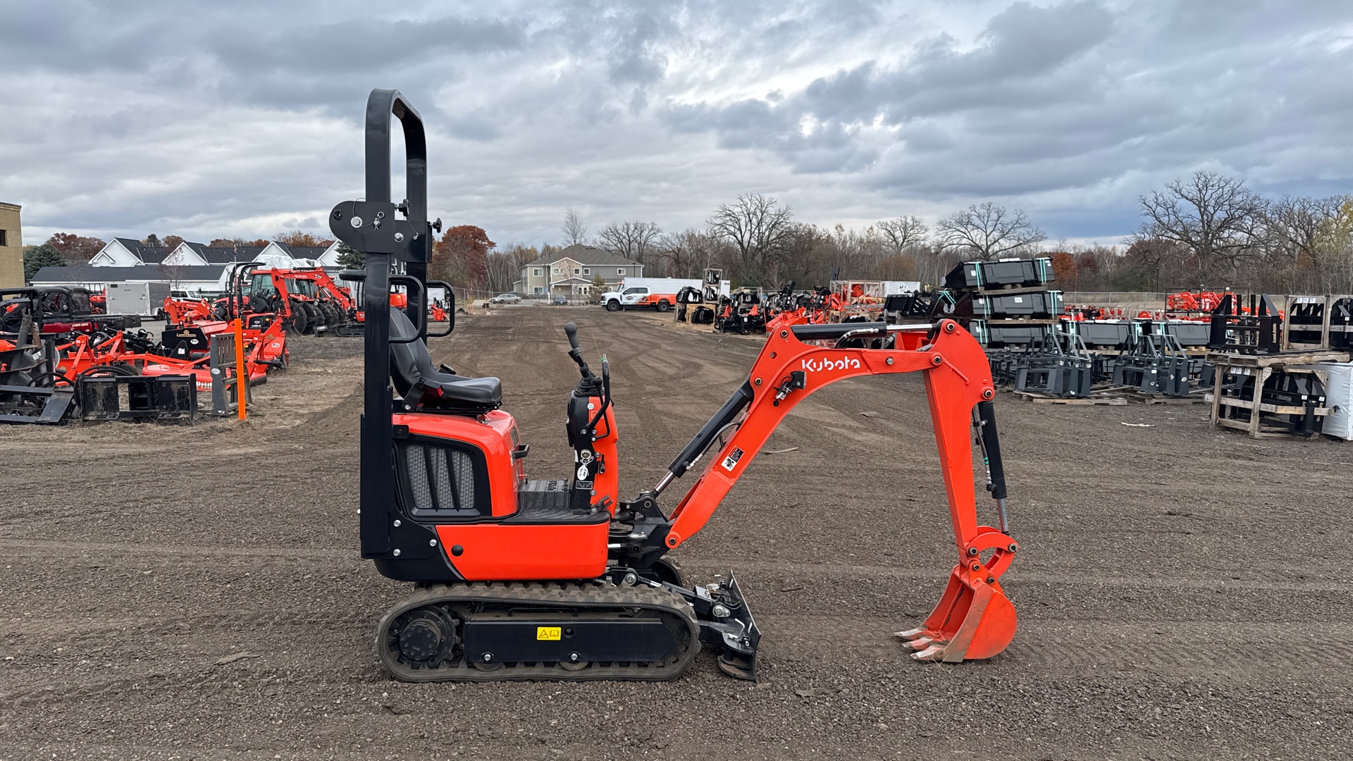 2023 Kubota K008-5 - Photo 6