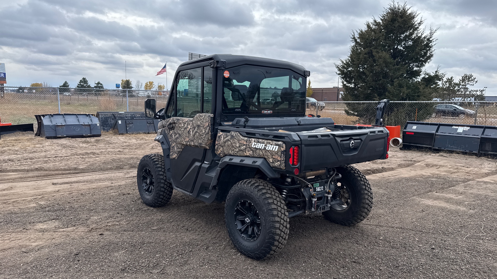 2022 Can-Am Defender Limited Camo - Photo 3