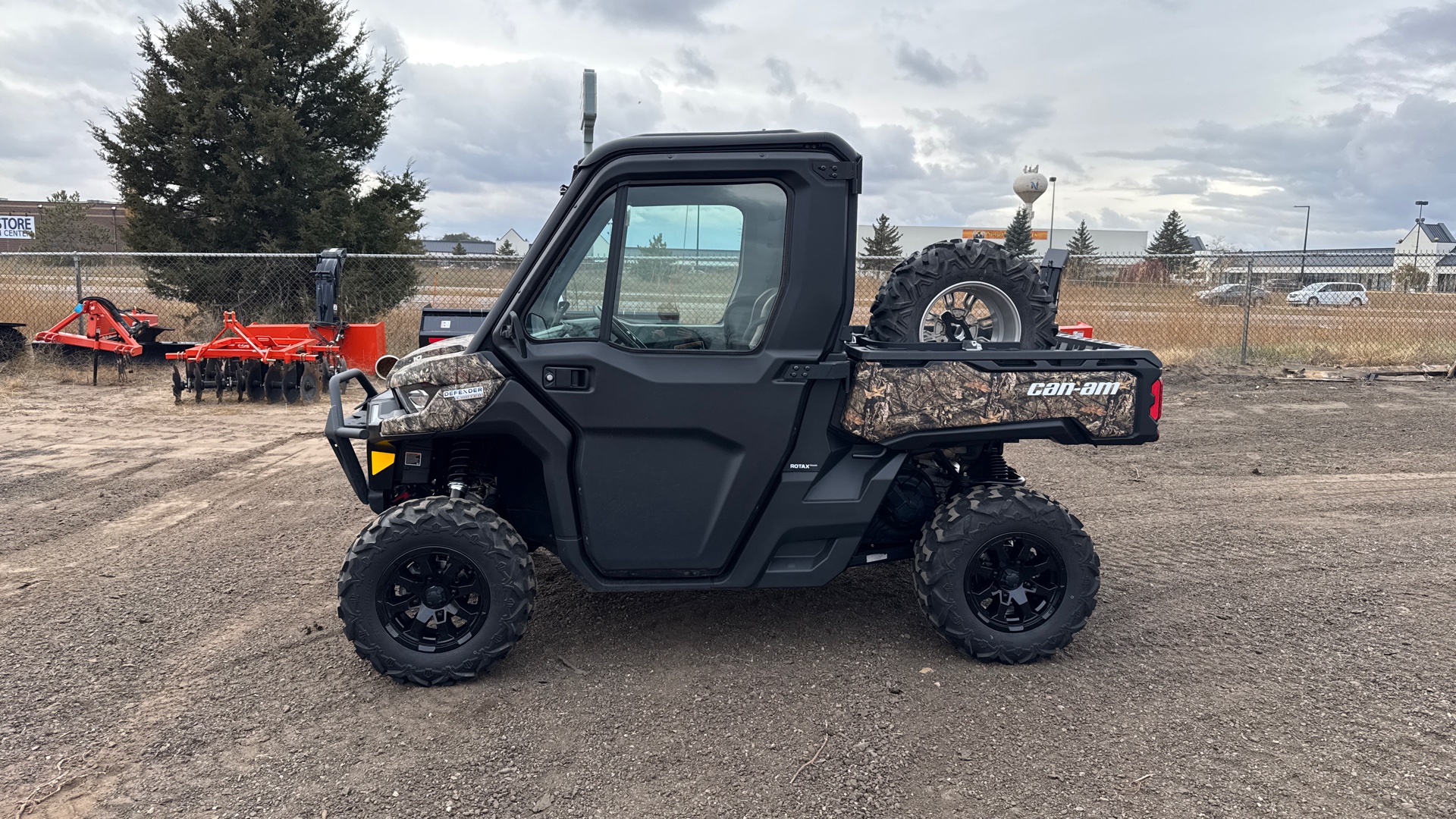 2022 Can-Am Defender Limited Camo - Photo 2