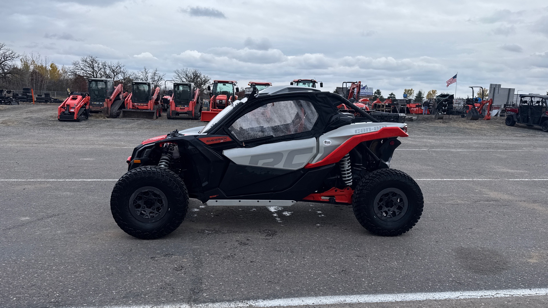 2022 Can-Am Maverick X3 X RC Turbo RR 64 - Photo 2
