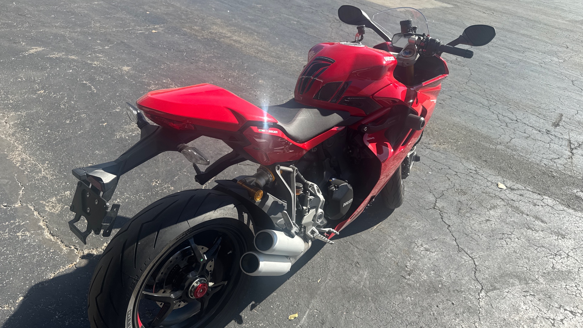 2023 Ducati SuperSport 950 S - Photo 6