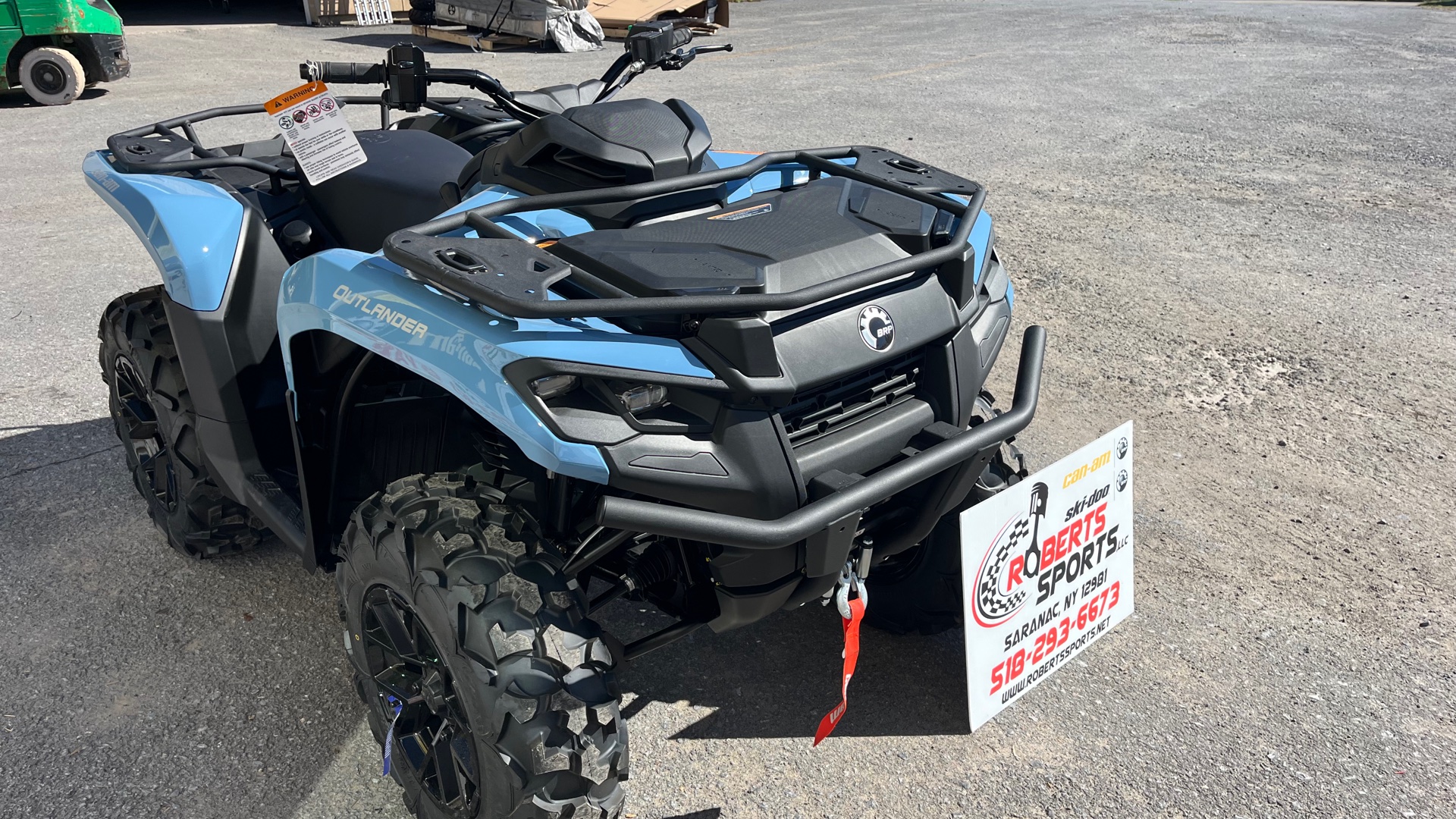 2025 Can-Am Outlander XT 700 - Photo 3