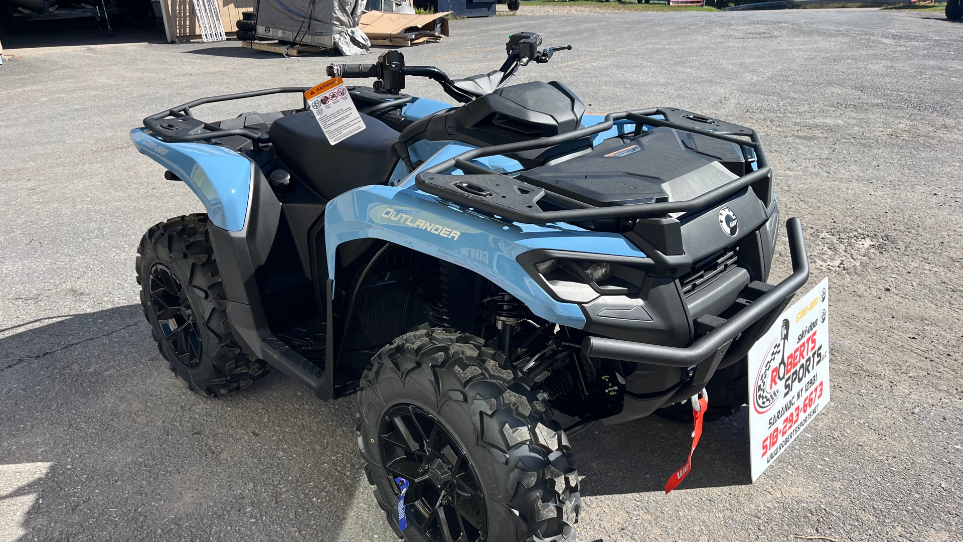 2025 Can-Am Outlander XT 700 - Photo 4