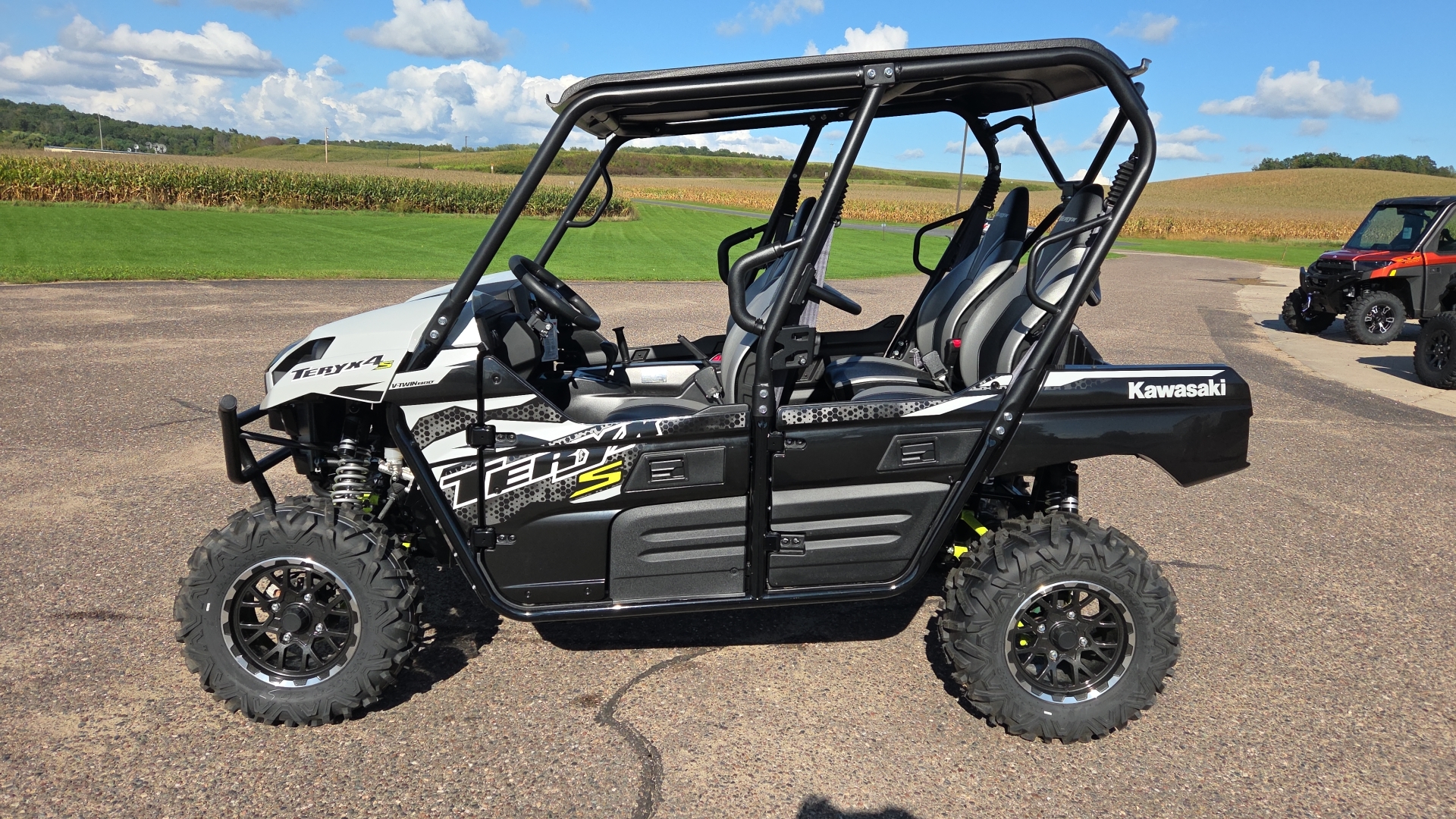 2025 Kawasaki Teryx4 S LE - Photo 2