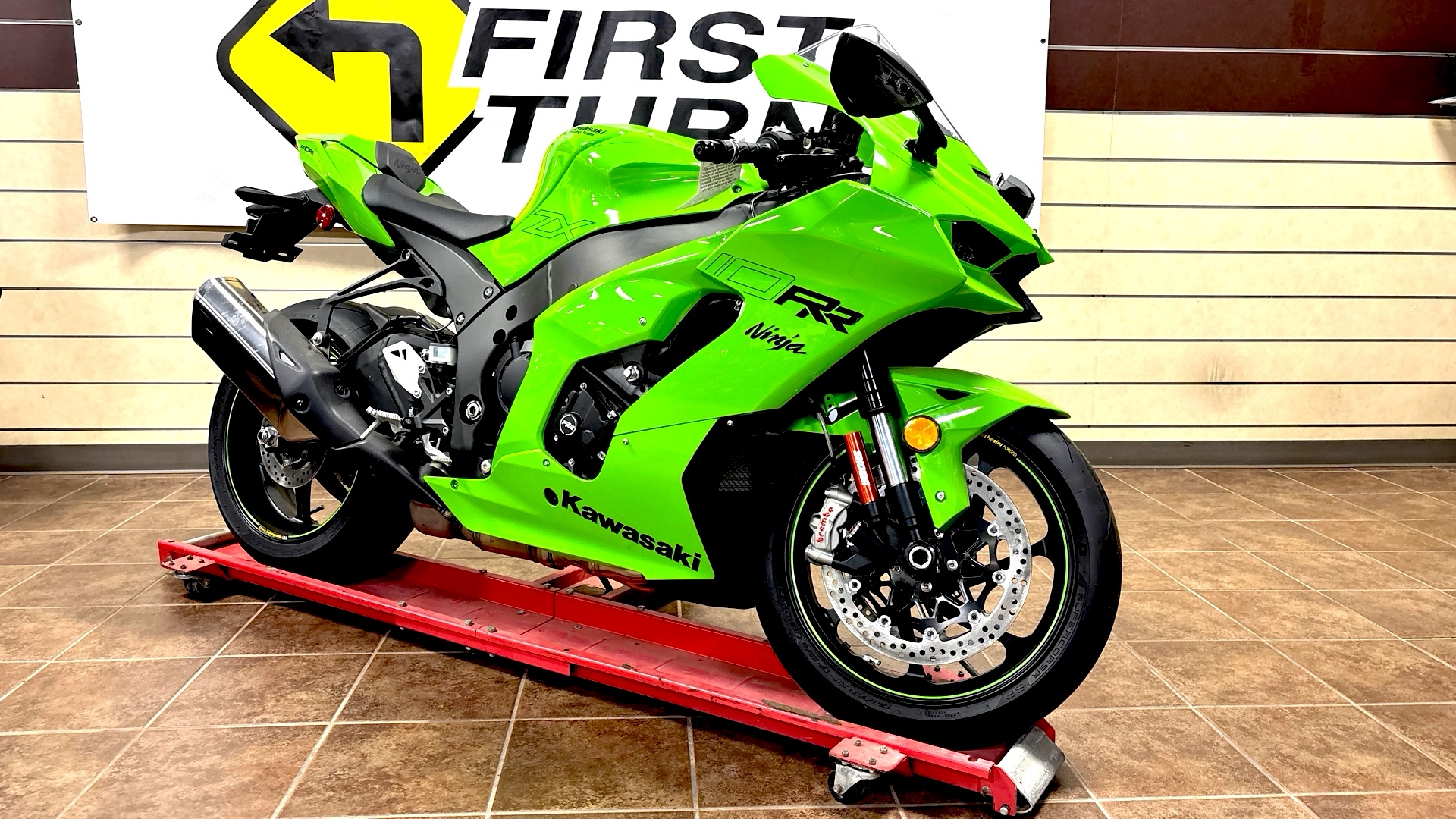 ③ Commercial Lawn Mowers and Street Bikes Walker First Turn, LLC