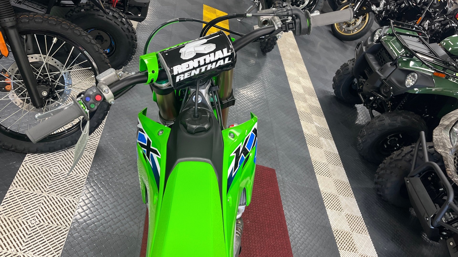 2026 Kawasaki KX™ 250 - Photo 7