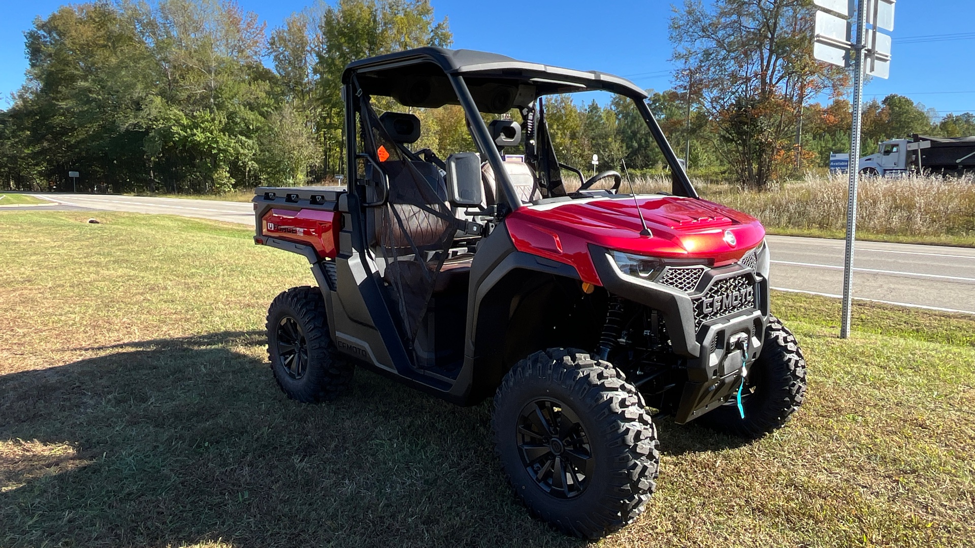 2026 CFMOTO UFORCE U10 Pro - Photo 7