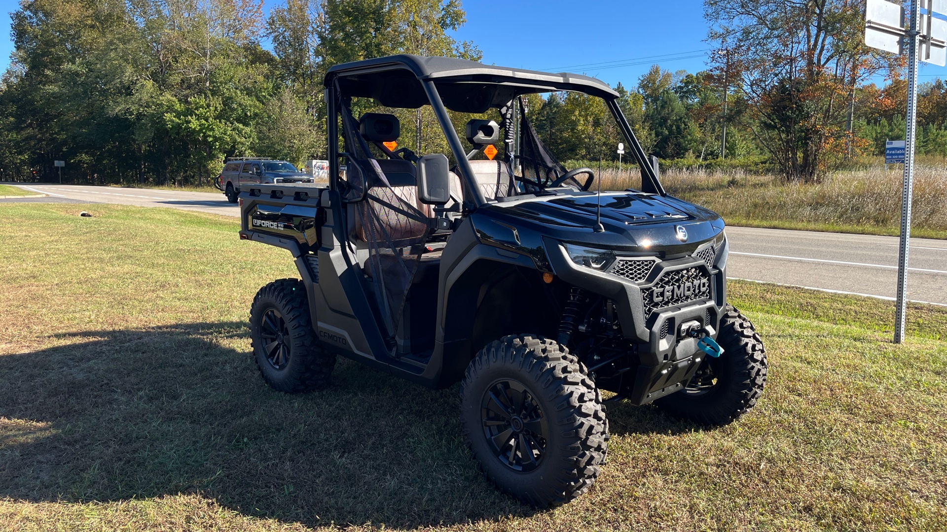 2026 CFMOTO UFORCE U10 Pro - Photo 7