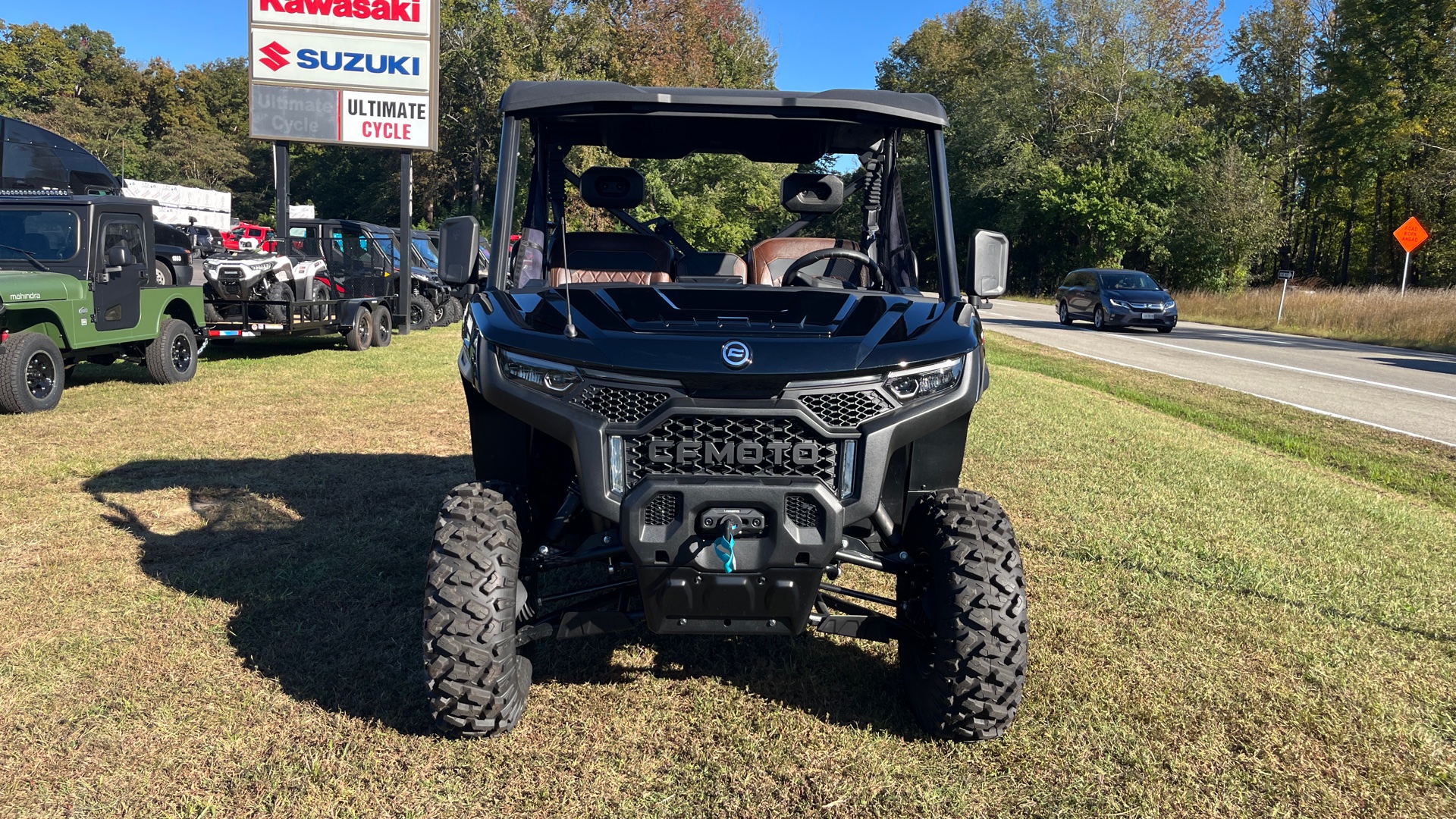 2026 CFMOTO UFORCE U10 Pro - Photo 8