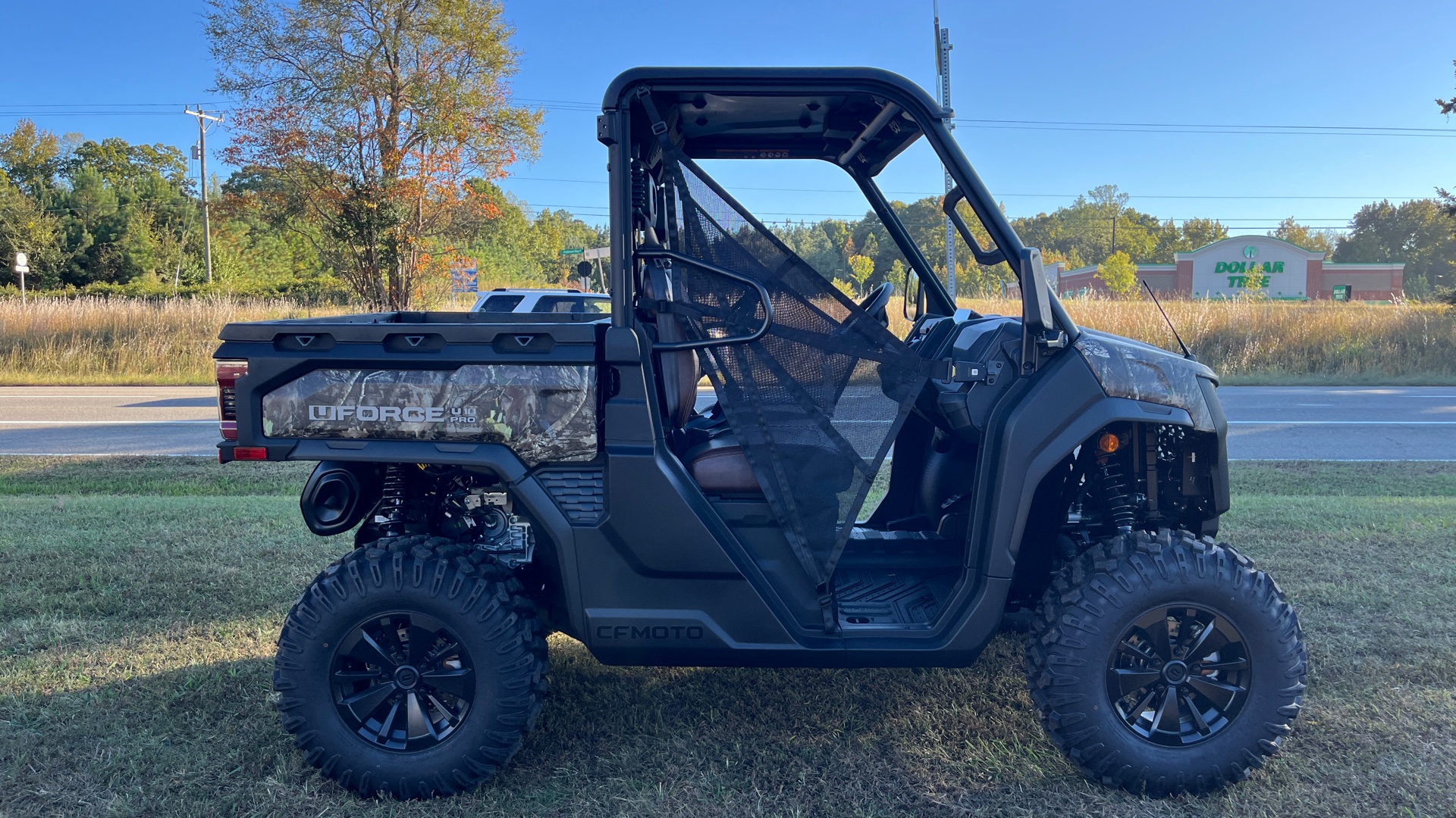 2026 CFMOTO UFORCE U10 Pro - Photo 6