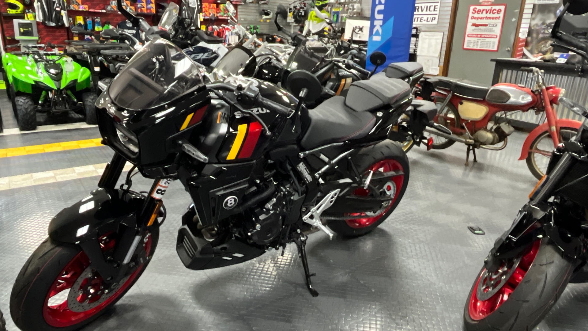 2026 Suzuki GSX 8TT