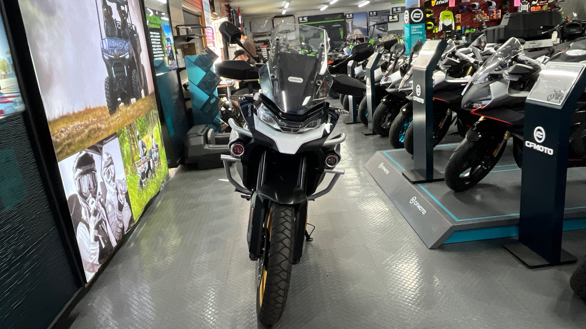 2026 CFMOTO IBEX 800 E - Photo 8