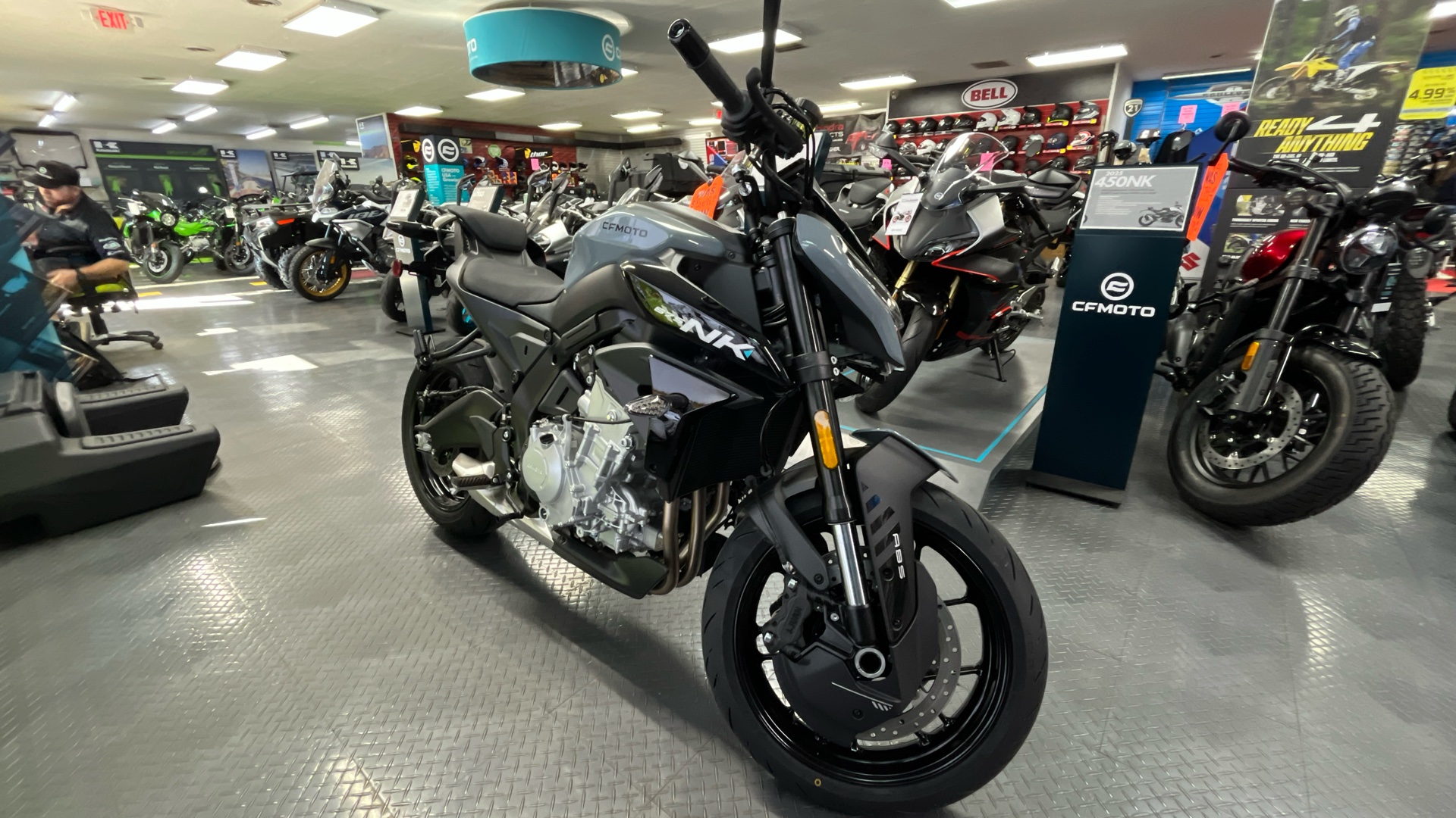 2026 CFMOTO NK 675 - Photo 7