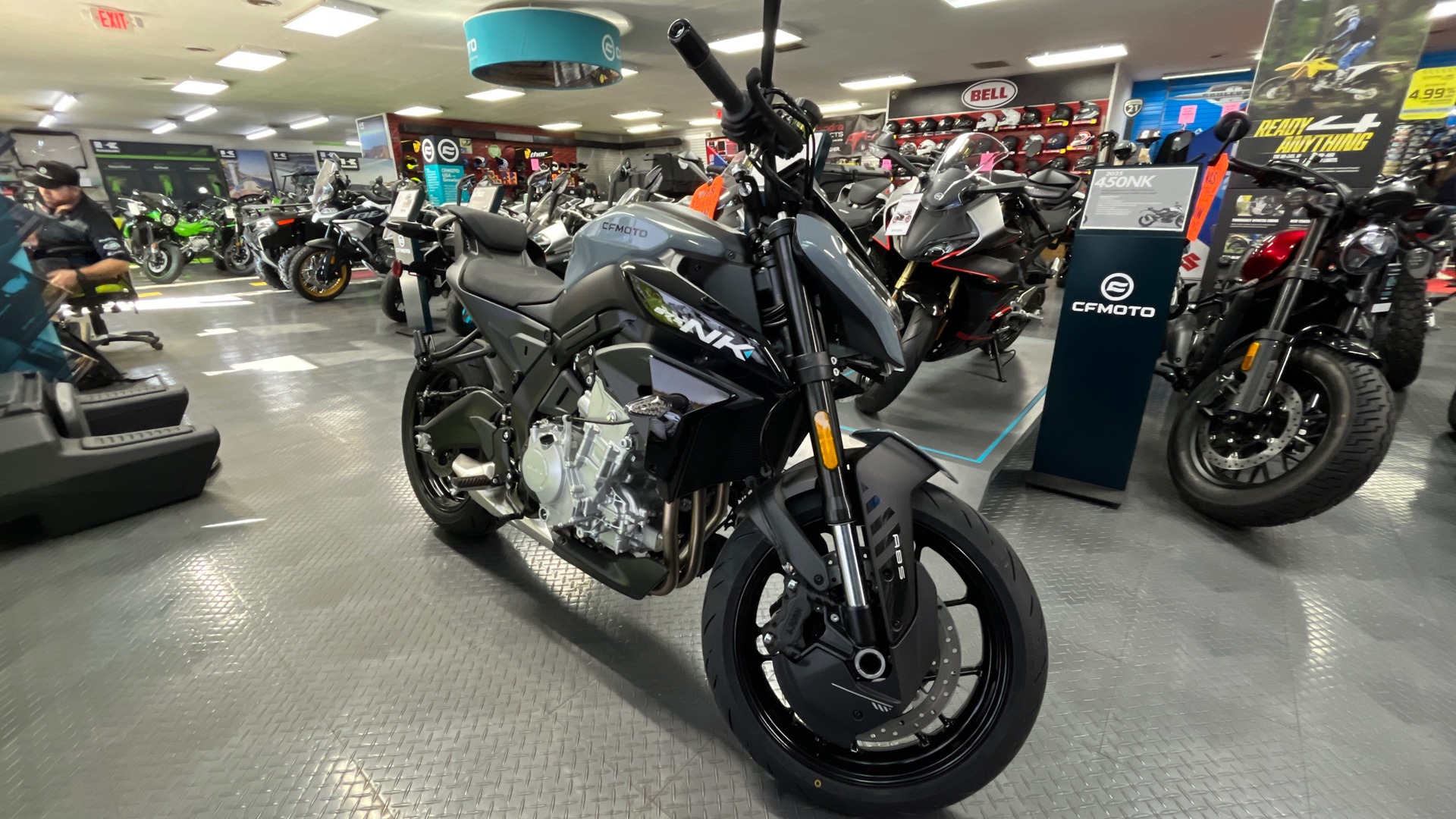2026 CFMOTO NK 675 - Photo 7