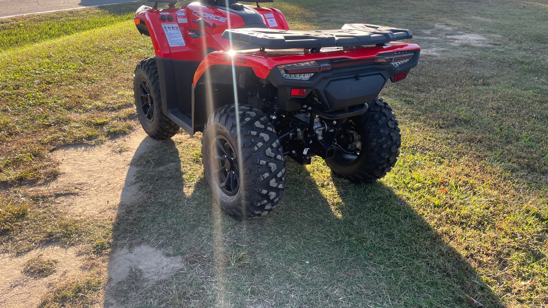 2026 CFMOTO CFORCE 500 - Photo 6