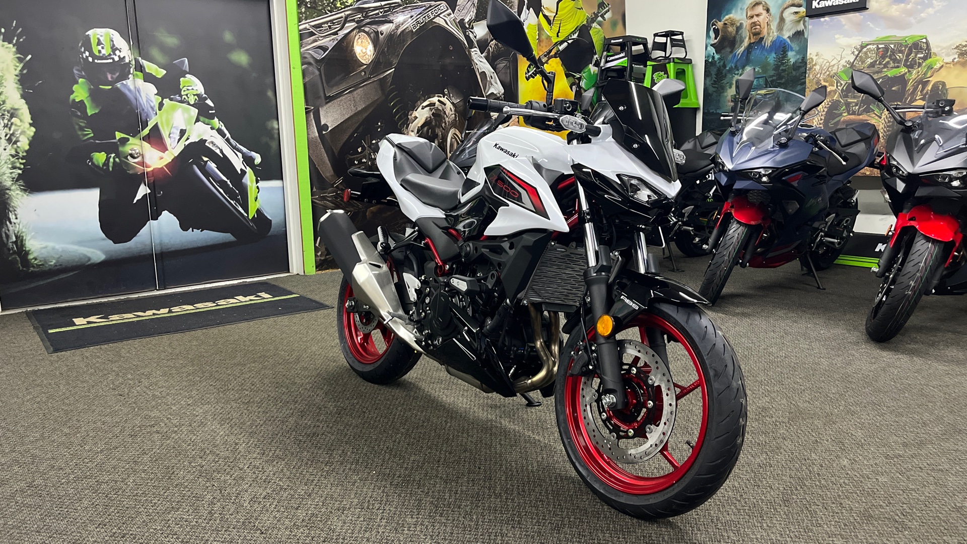 2026 Kawasaki Z500 SE ABS - Photo 6