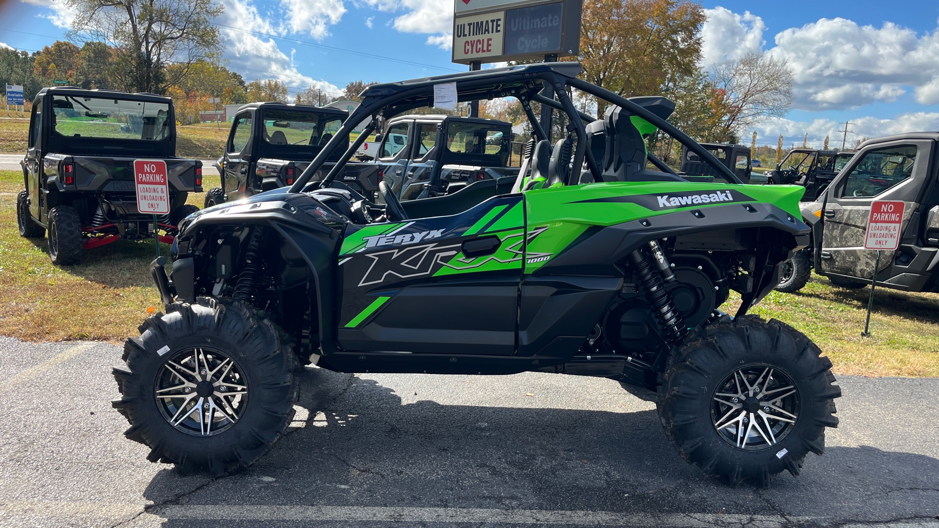 2025 Kawasaki Teryx® KRX™ 1000 Lifted Edition - Photo 2