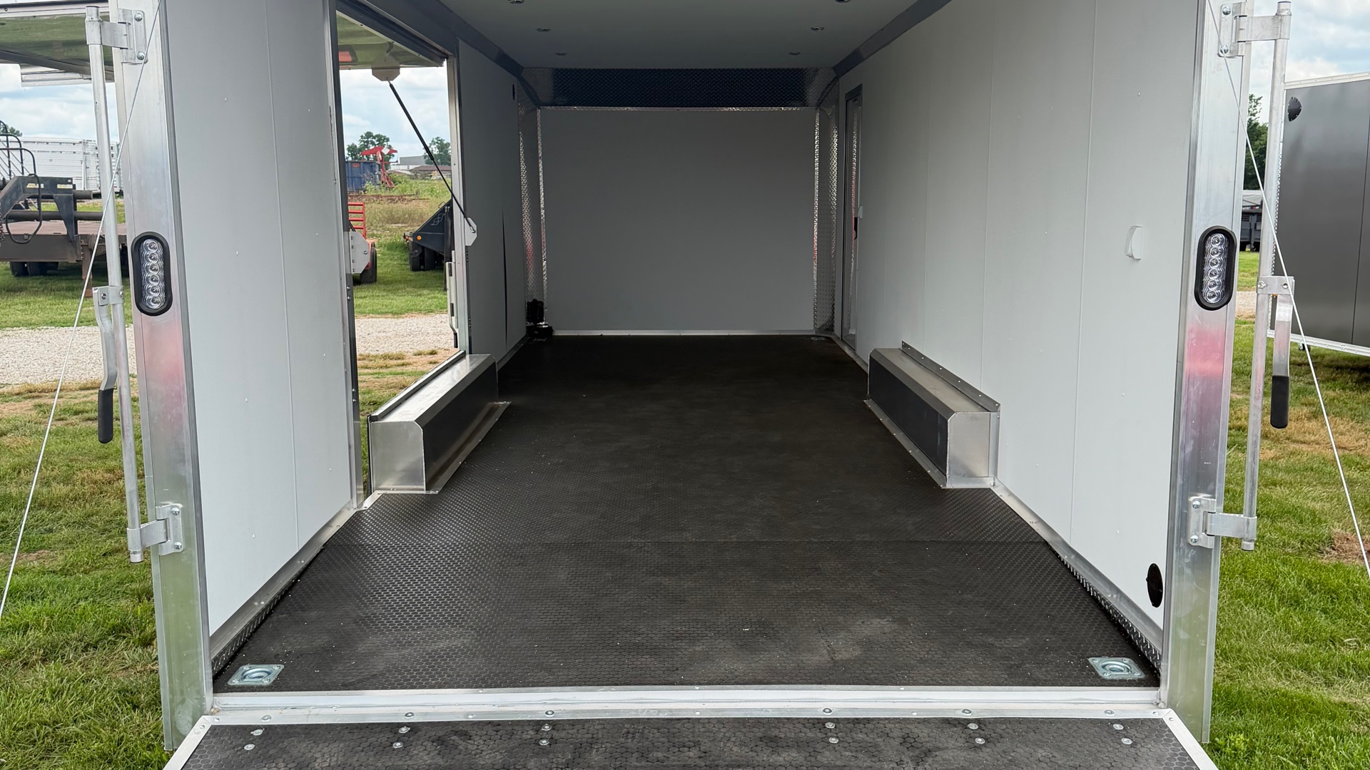 2026 E-Z Hauler photo 3