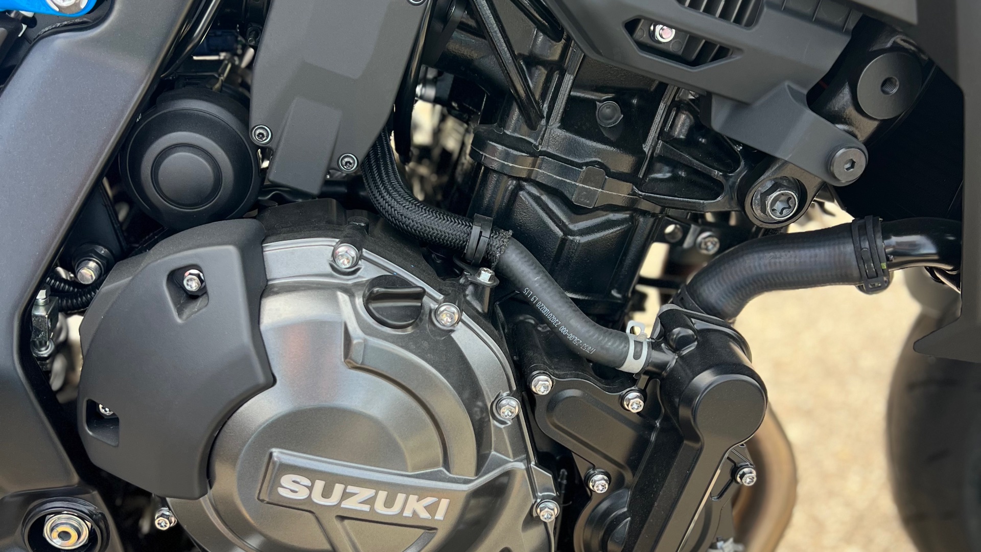 2024 Suzuki GSX-8S - Photo 2