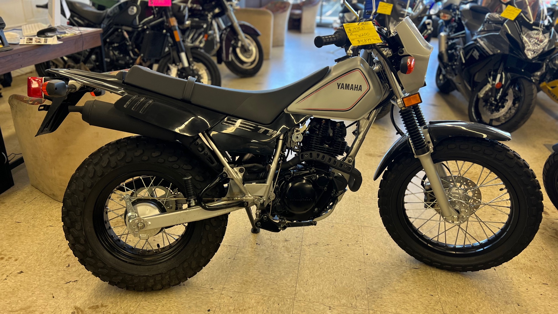 2025 Yamaha TW200