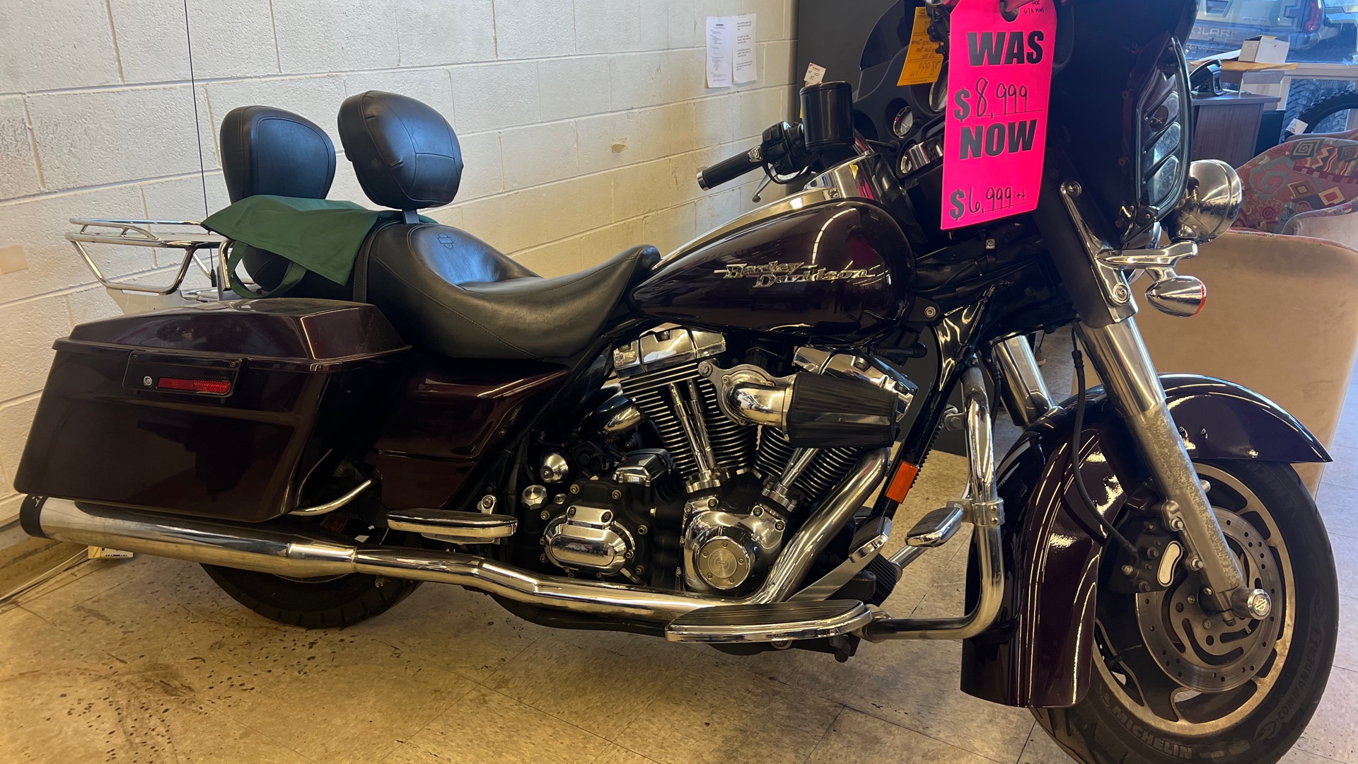 2007 Harley-Davidson® Street Glide Base