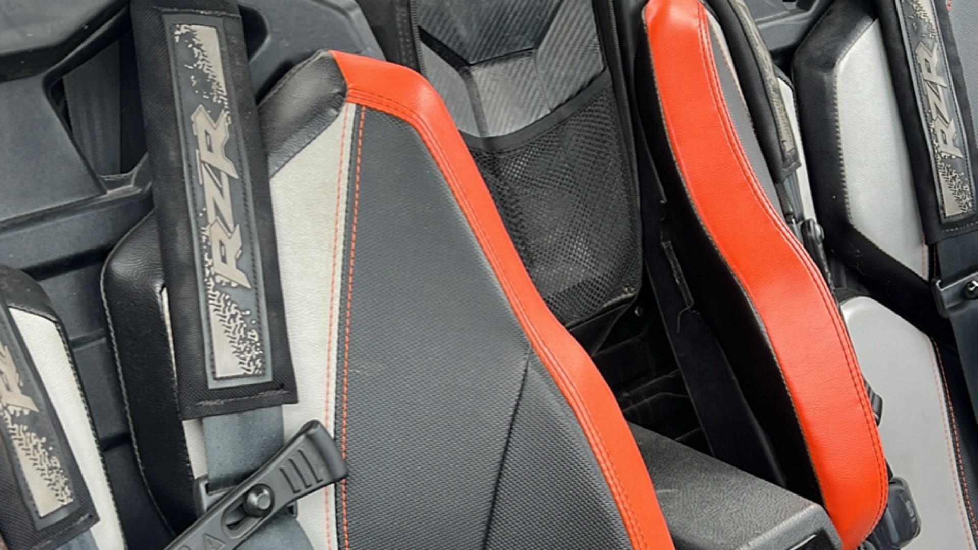 2022 Polaris RZR PRO R - Photo 6