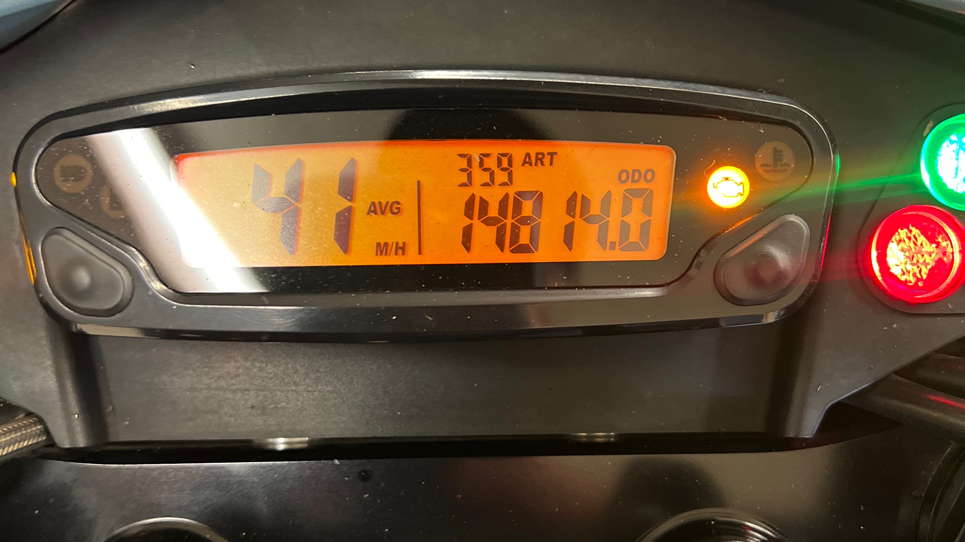 2023 KTM SMC 690R - Photo 5