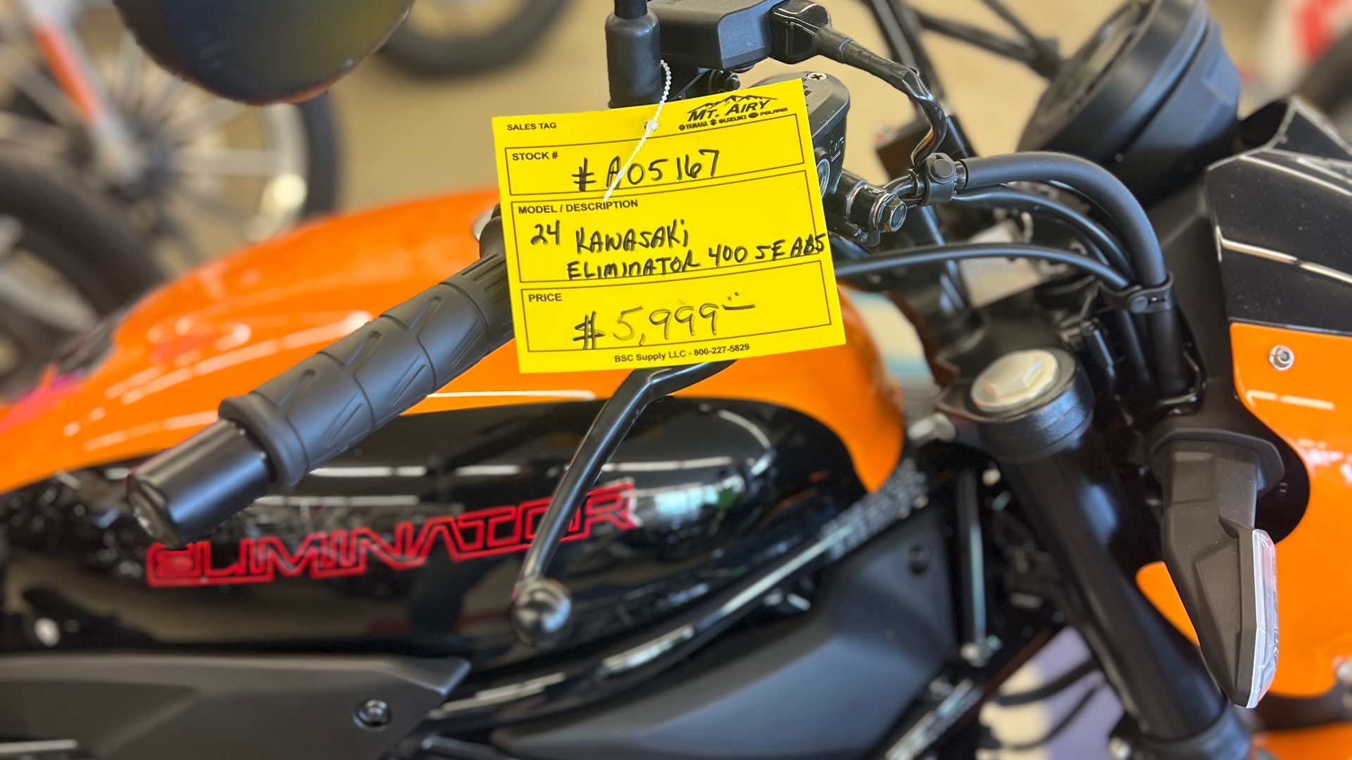 2024 Kawasaki ELIMINATOR 400 SE ABS - Photo 2