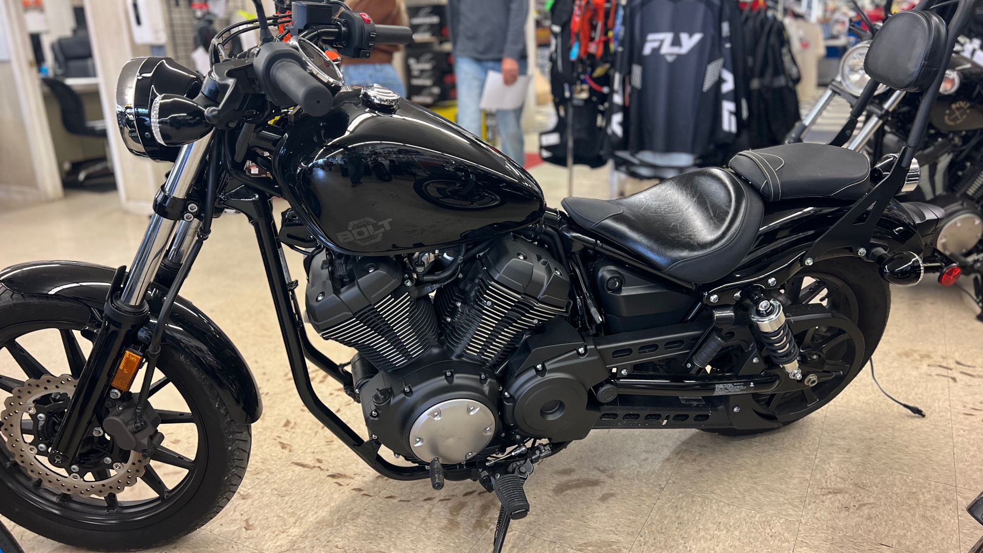 2016 Yamaha Bolt C-Spec - Photo 3