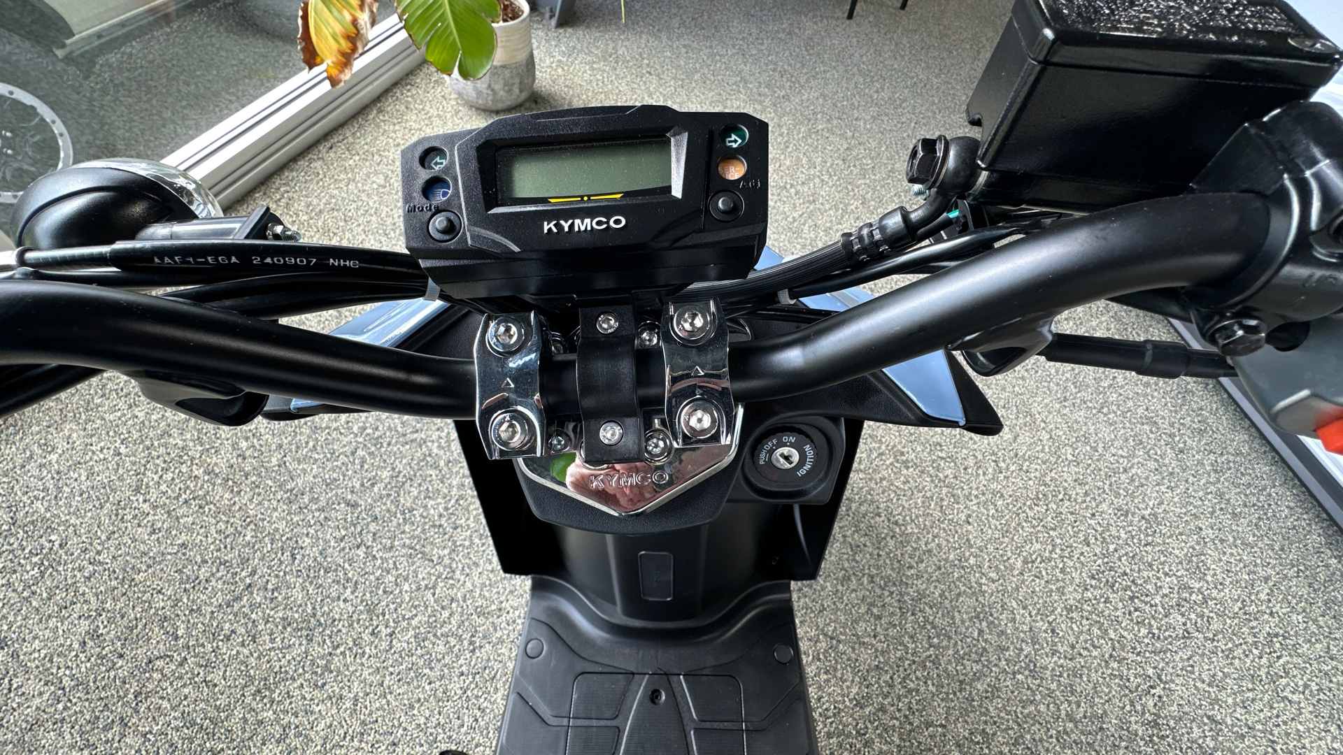 2025 KYMCO SUPER 8 50X - Photo 7