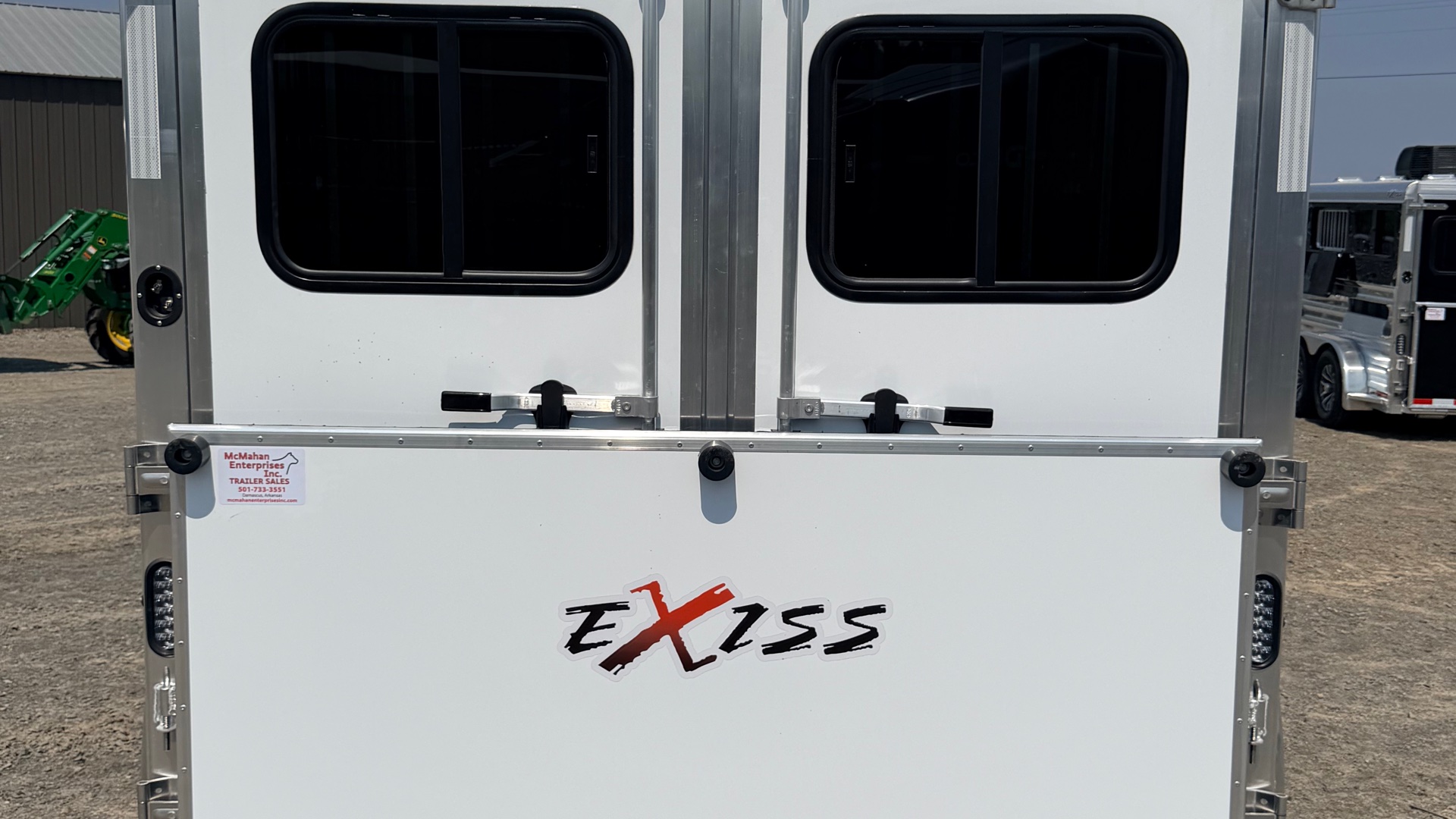 2027 Exiss photo 3
