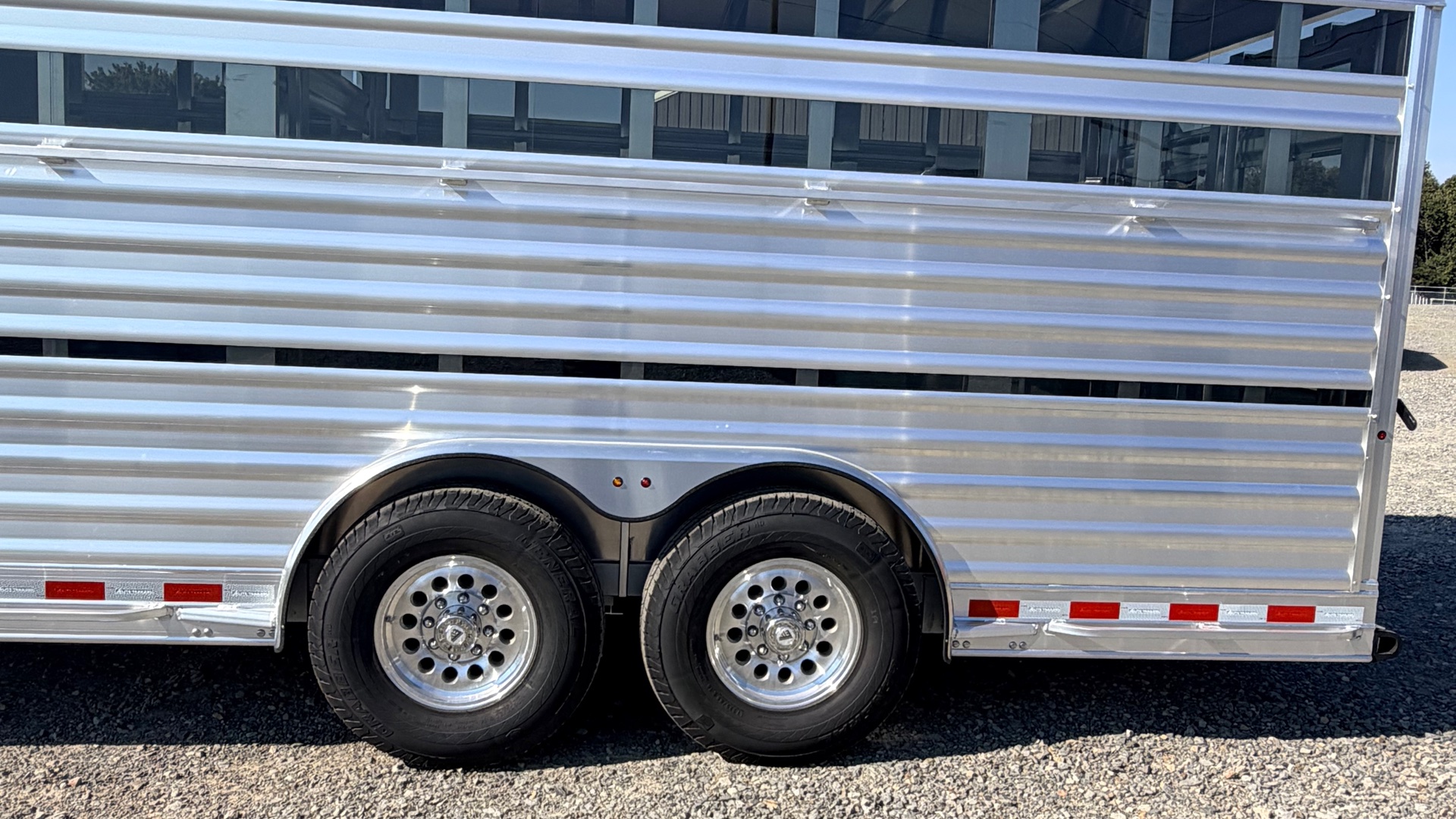 2027 Elite Trailers photo 3