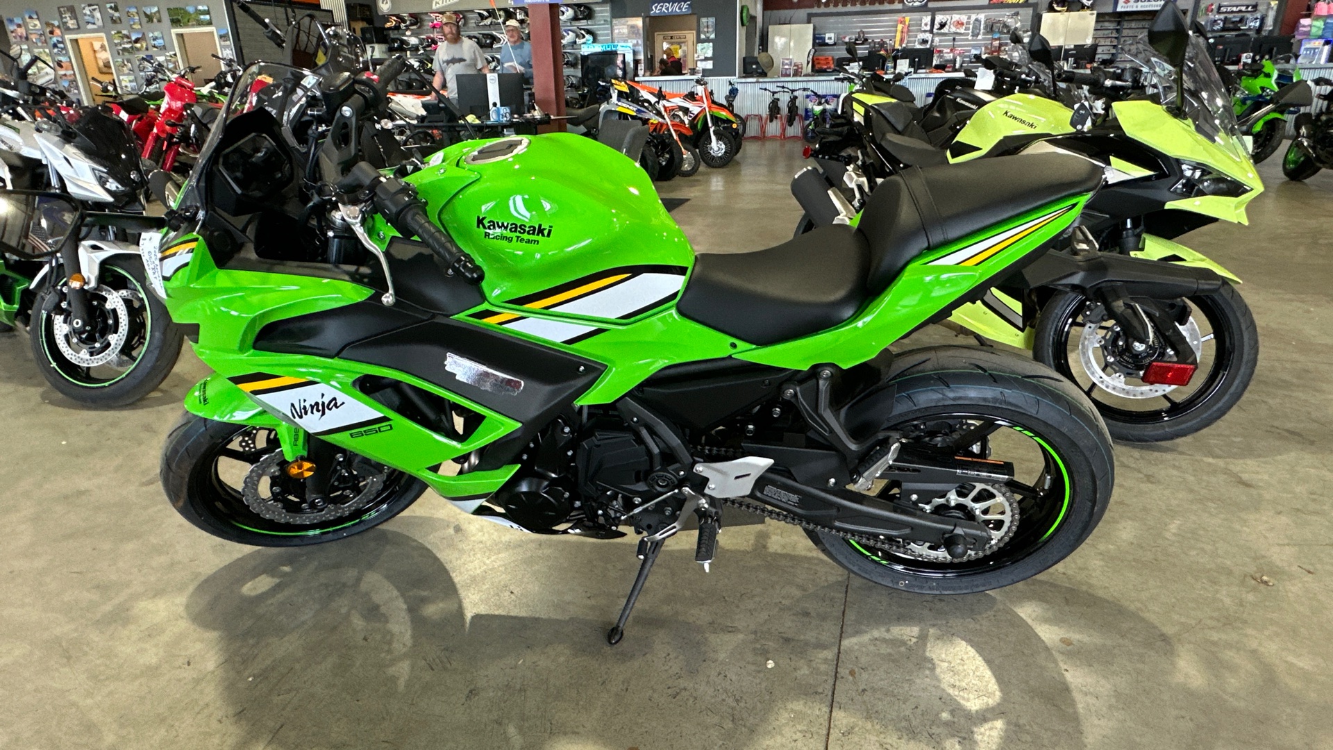2025 Kawasaki NINJA 650 KRT EDITION ABS for Sale | Fun Center