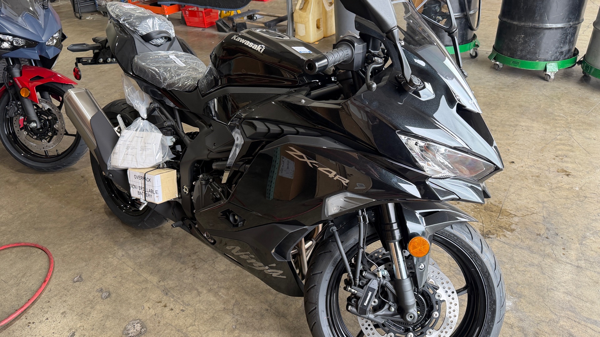 ④ 専用ページ 2026 Kawasaki Ninja® ZX™-4R ABS for Sale | Power Motorsports
