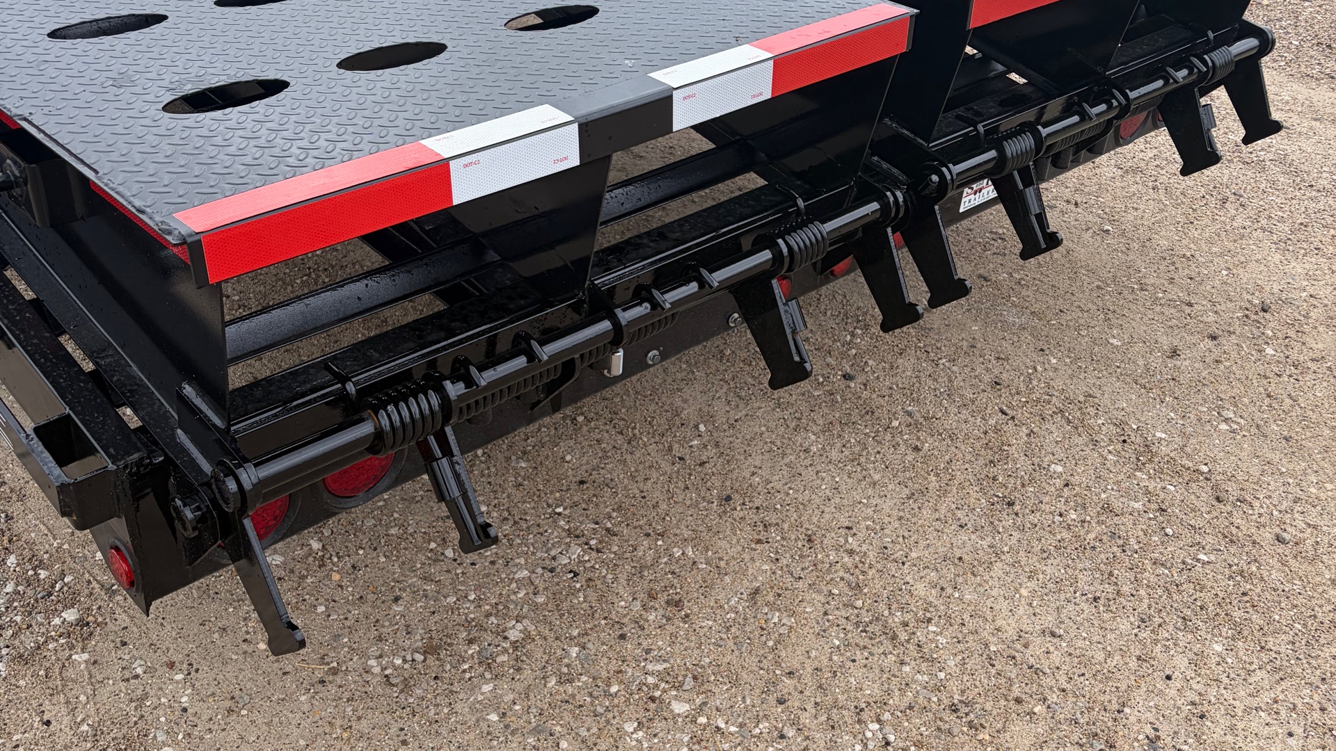 2026 Elite Trailers photo 2