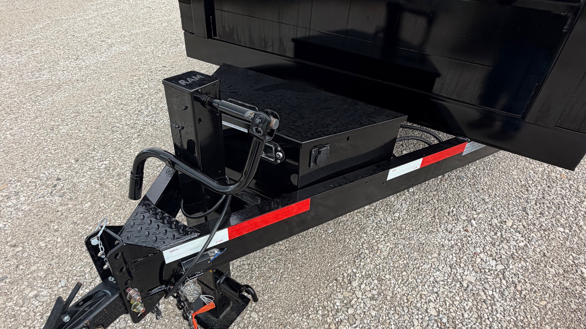2026 Elite Trailers photo 3