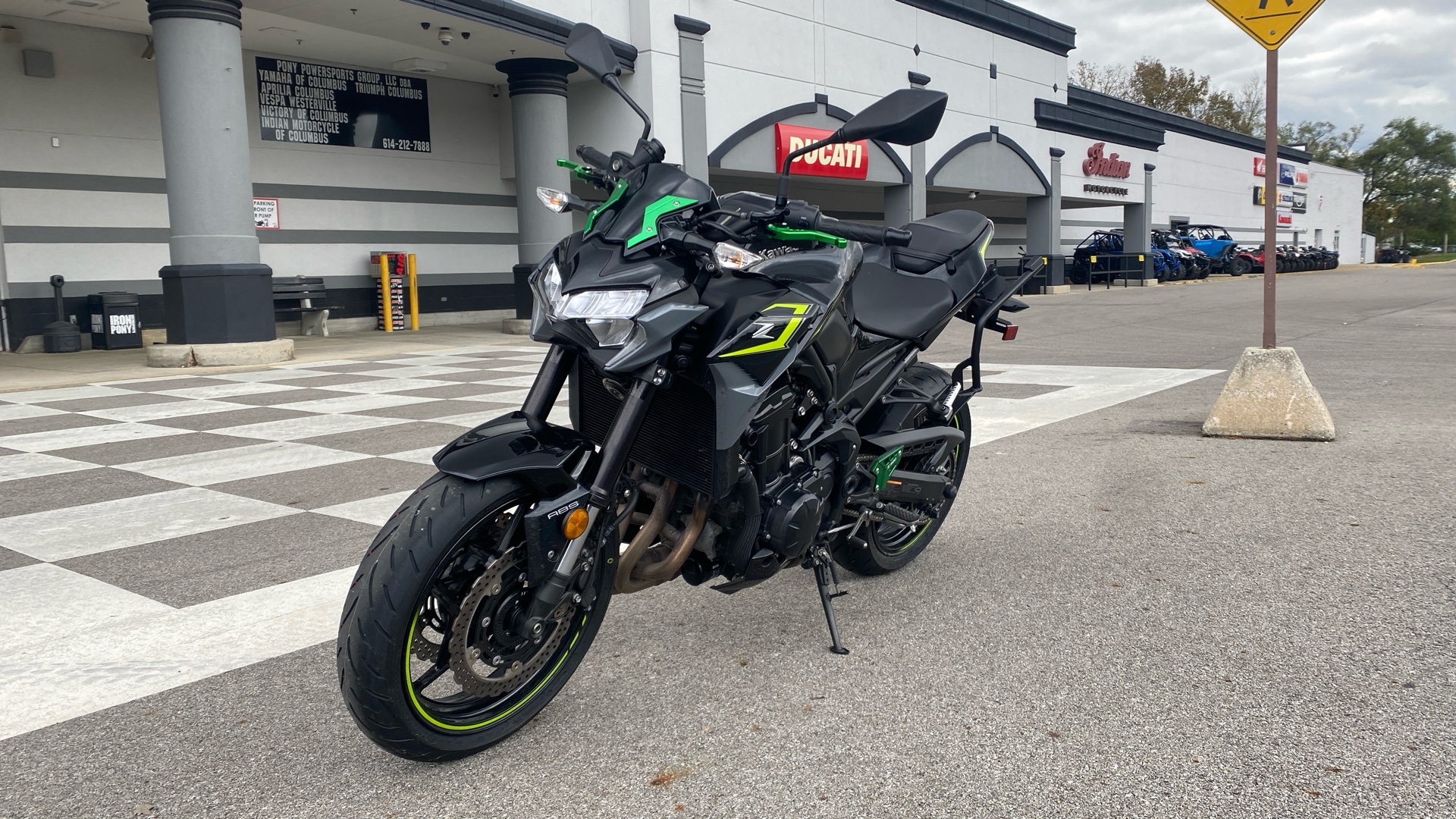 2024 Kawasaki Z900 ABS for Sale | Pony Powersports®
